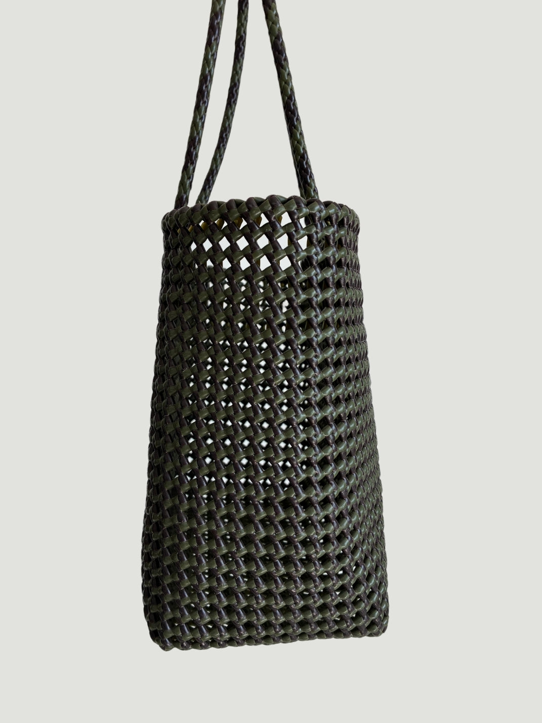 No. 254M bis - HAND-WOVEN BASKET BAG - MEDIUM - khaki & brown