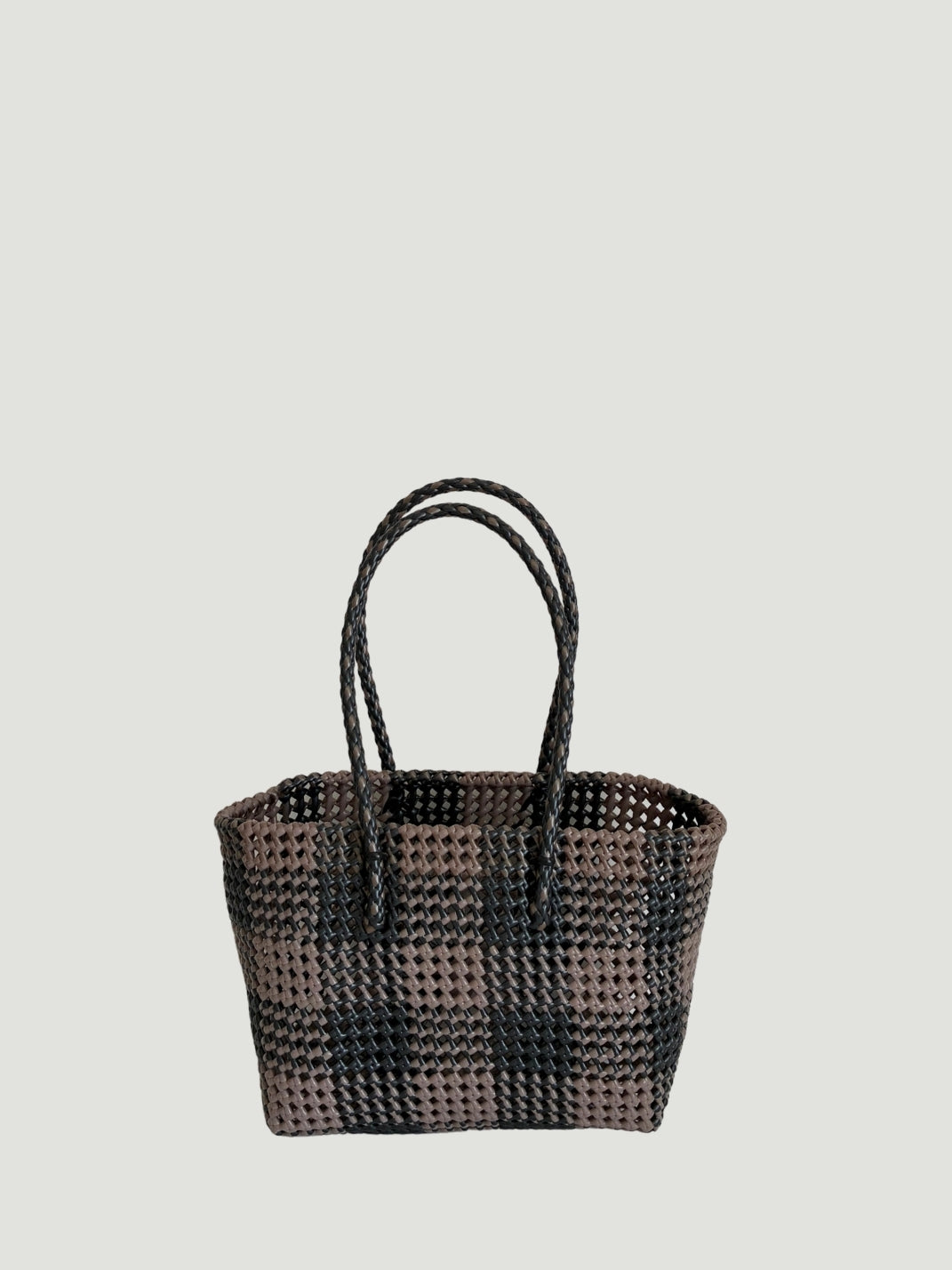 No. 547M - HAND-WOVEN BASKET BAG - MEDIUM - iridescent brown & iridescent black