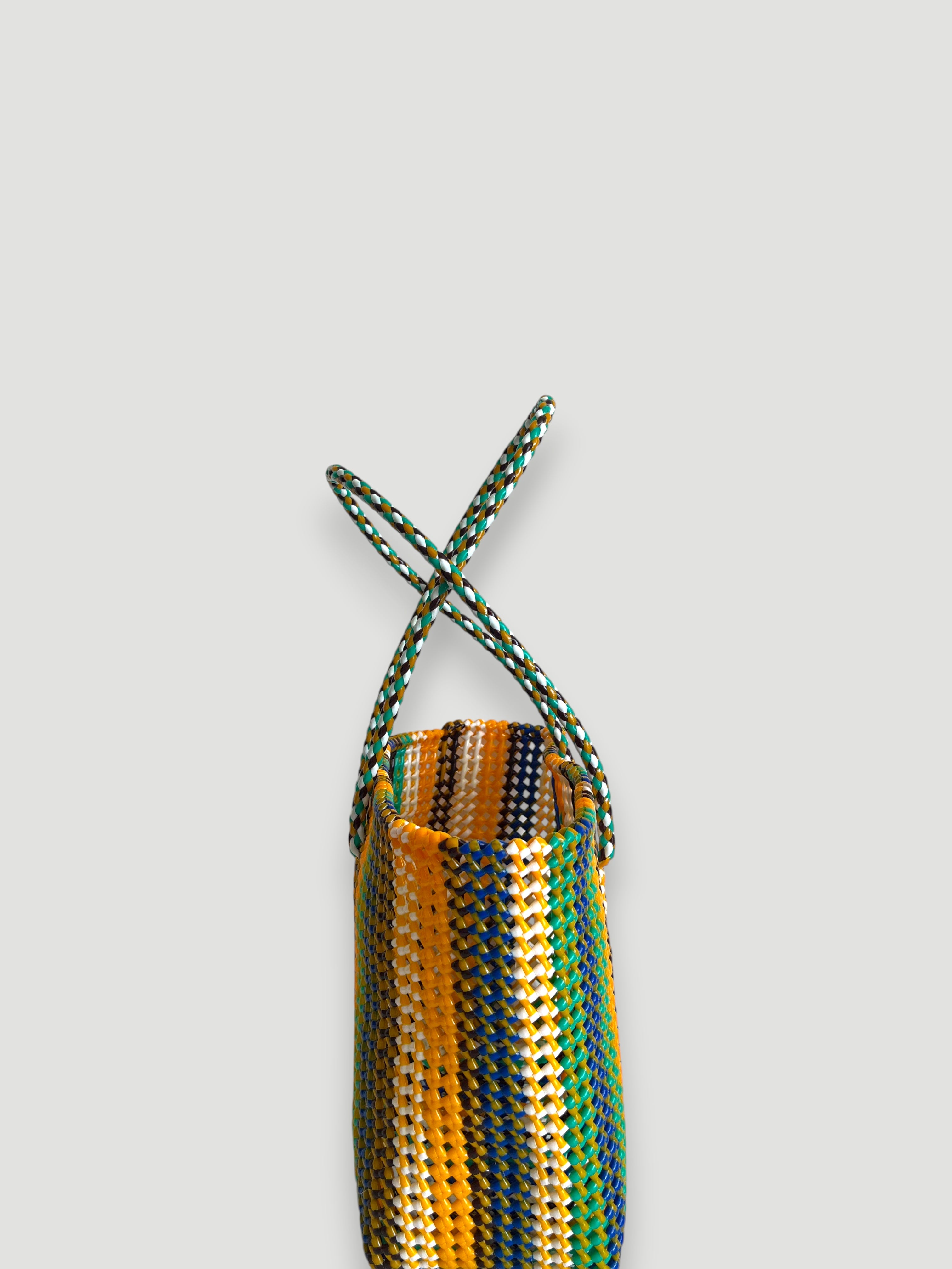 N°421L - SAC PANIER TRESSÉ MAIN - GRAND - multicolors