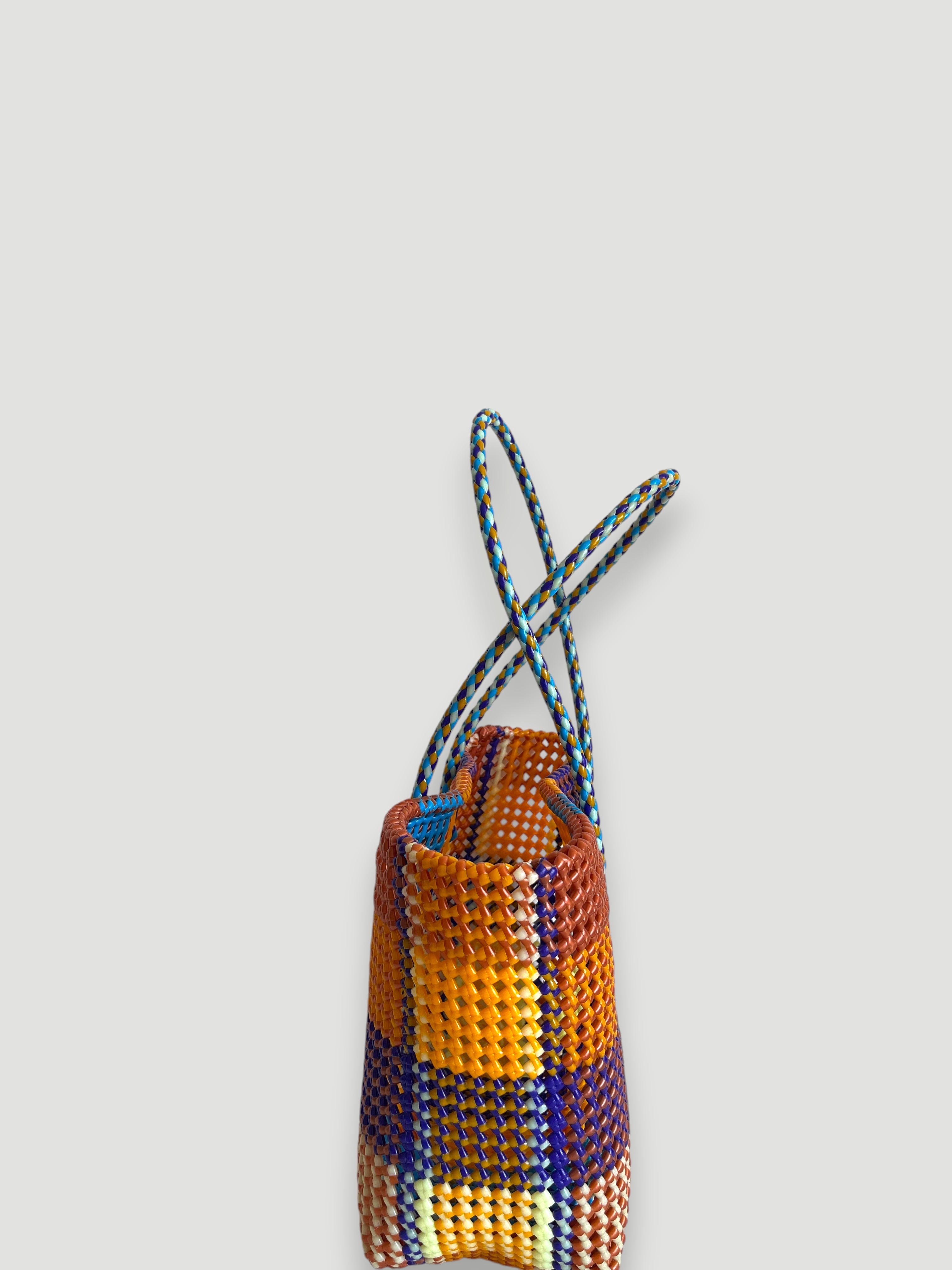 N°424L - SAC PANIER TRESSÉ MAIN - GRAND - multicolors
