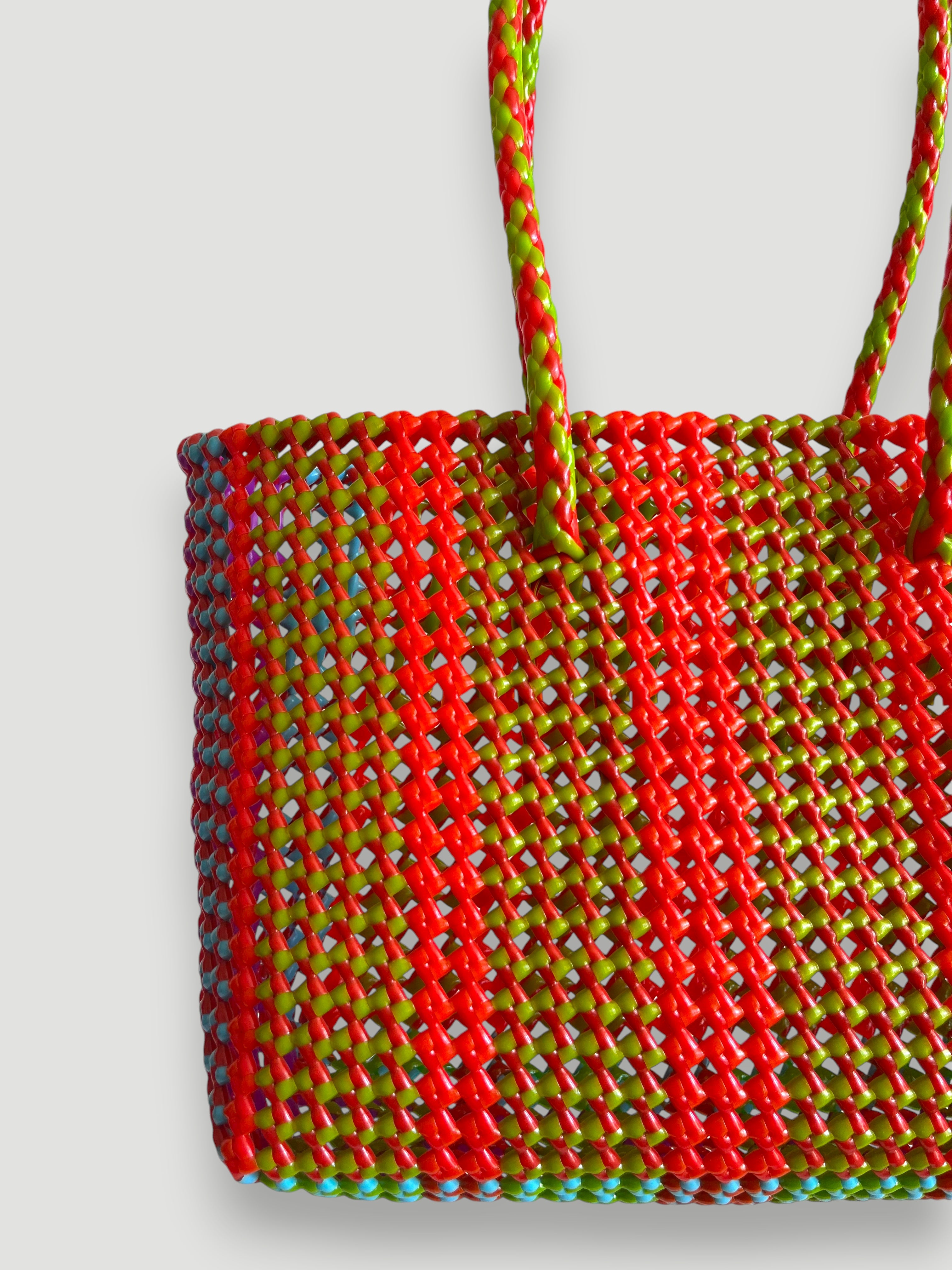 N°438M - SAC PANIER TRESSÉ MAIN - MOYEN - multicolors