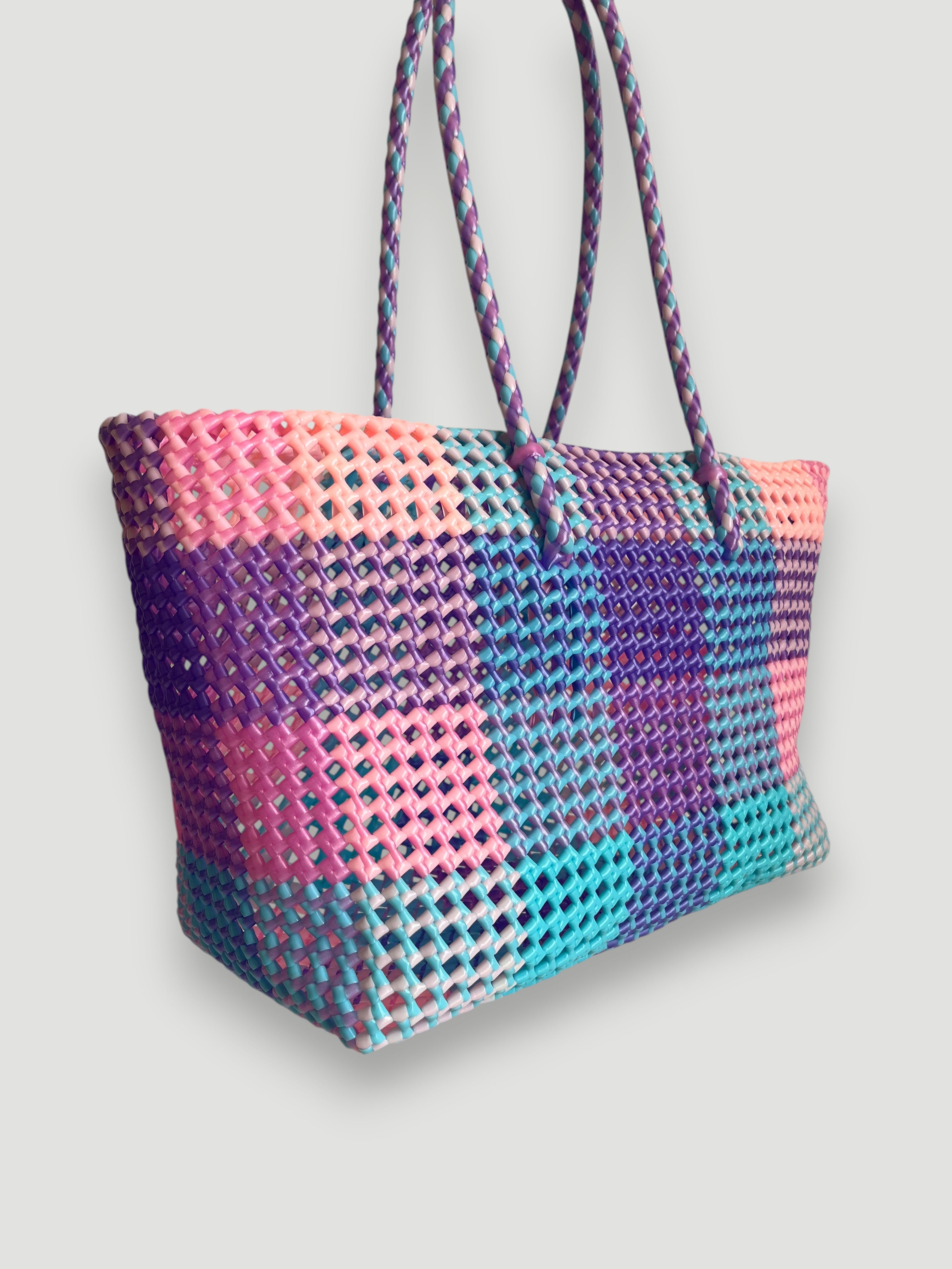 N°100L - SAC PANIER TRESSÉ MAIN - GRAND - multicolors