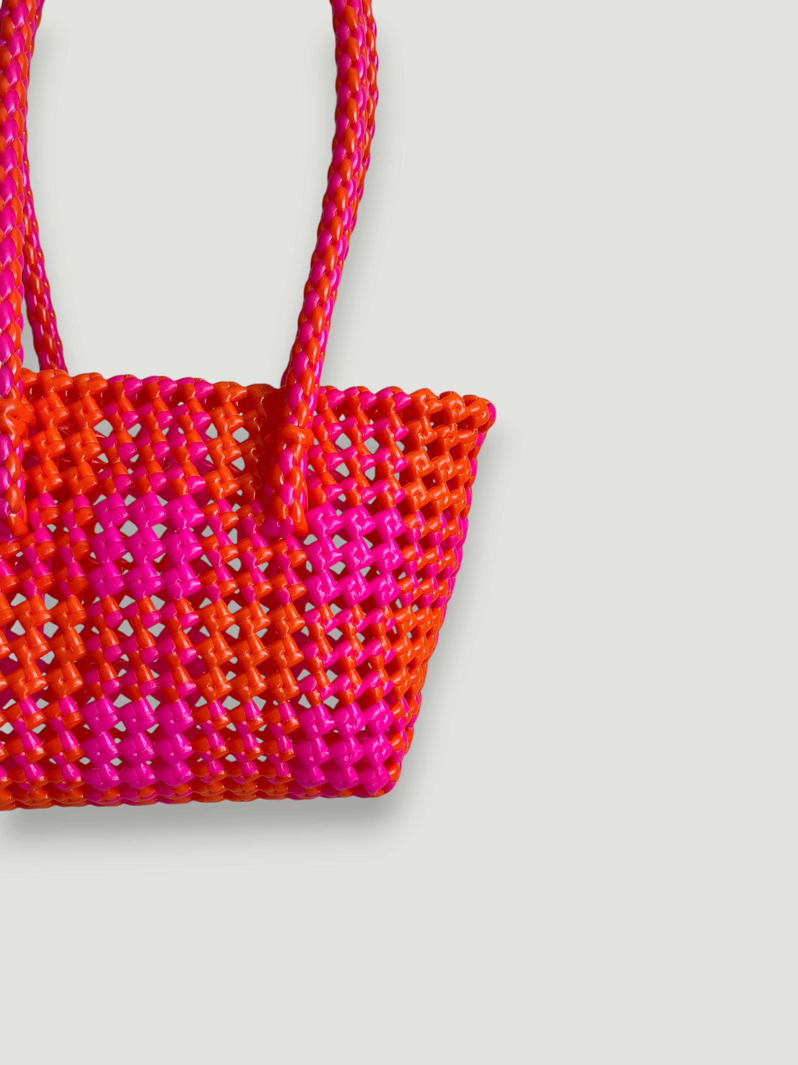 N°113XS - SAC PANIER TRESSÉ MAIN - MINI - rose fluo & orange
