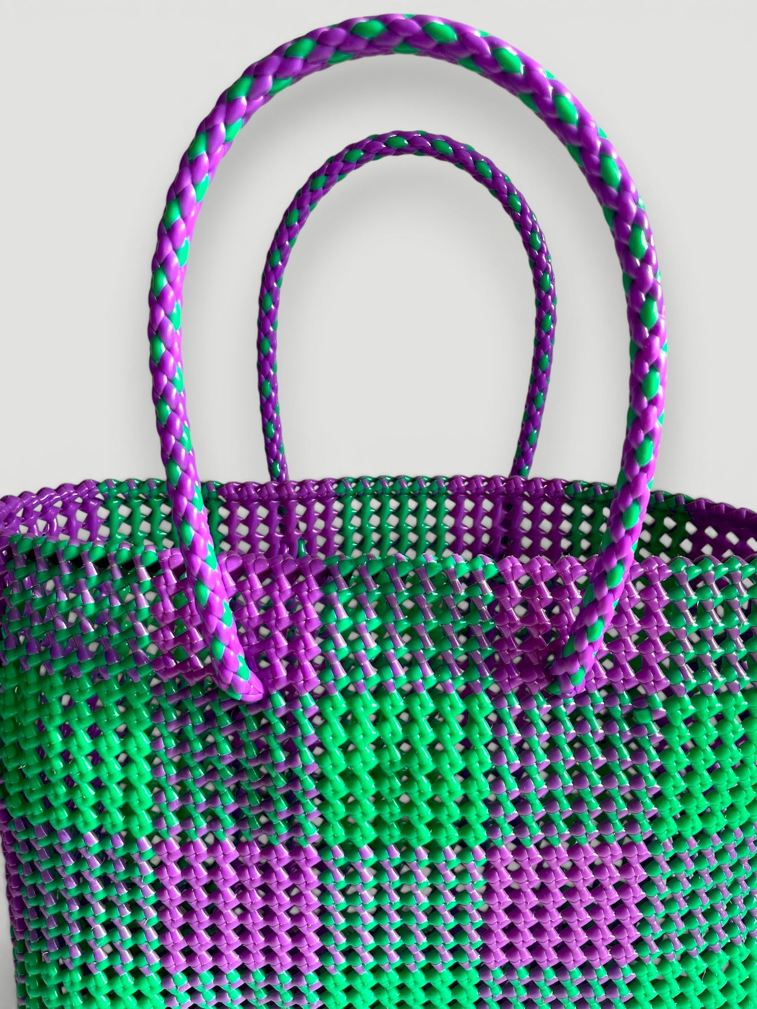 N°1L - SAC PANIER TRESSÉ MAIN - GRAND - vert & violet