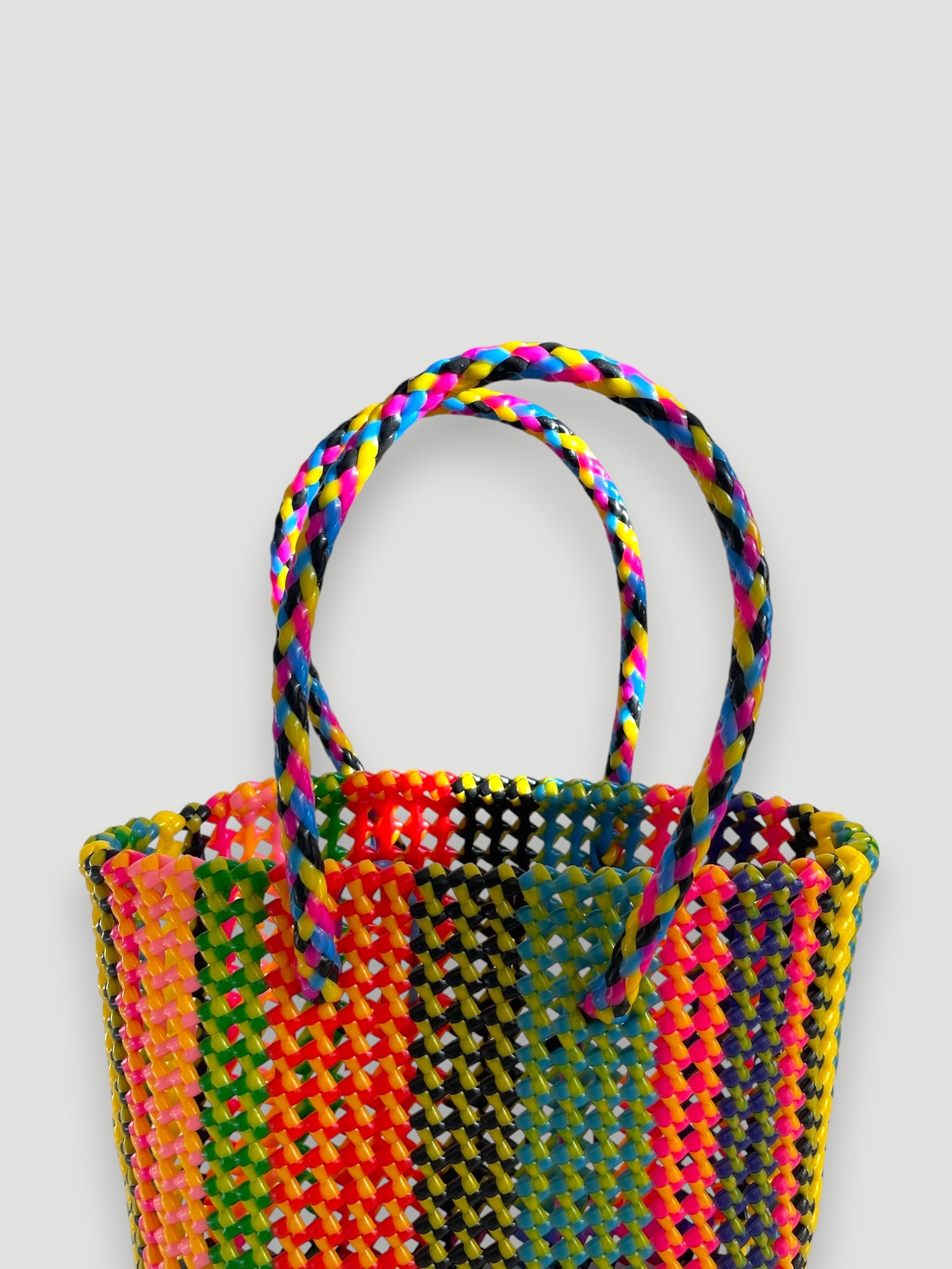 N°253S - SAC PANIER TRESSÉ MAIN - PETIT - multicolors