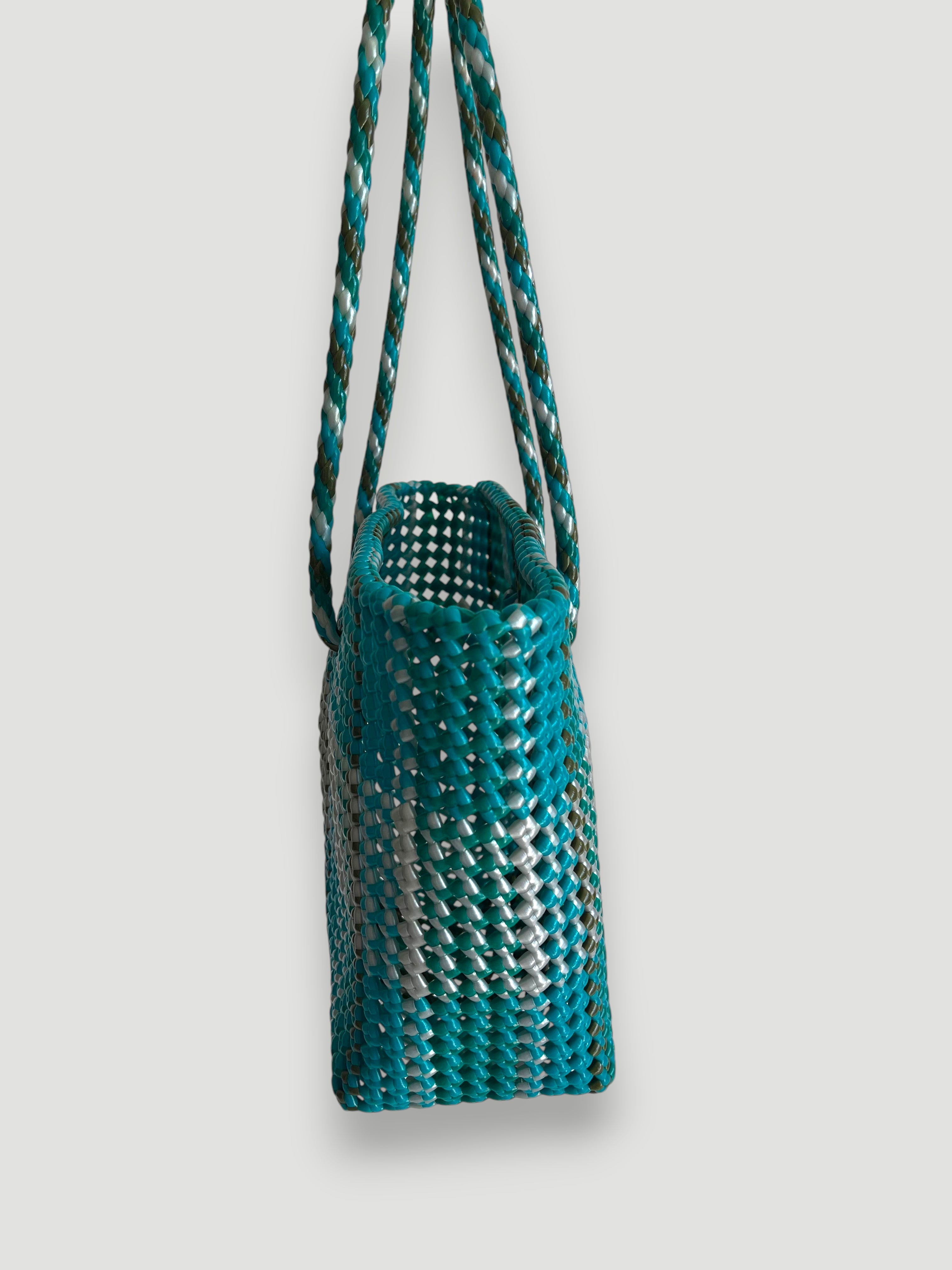 N°501M - SAC PANIER TRESSÉ MAIN - MOYEN - multicolors
