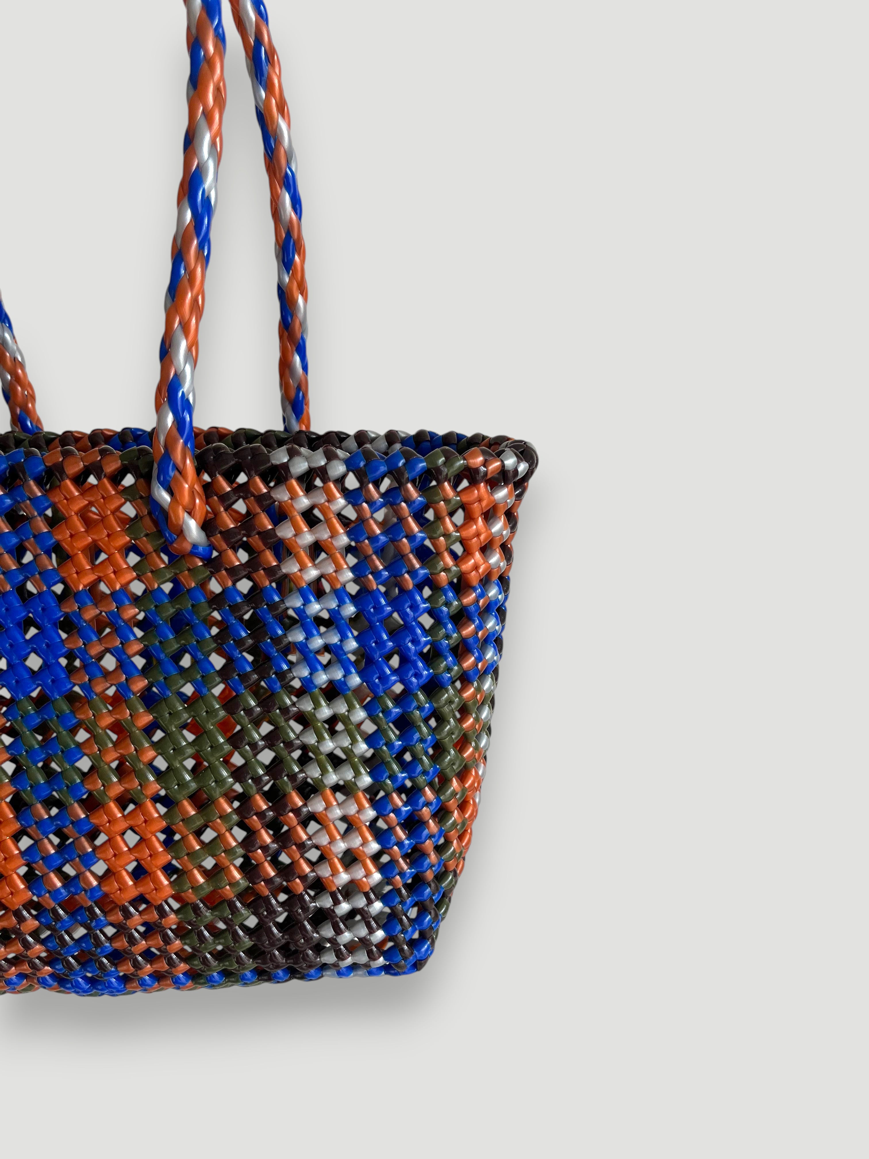 N°507S - SAC PANIER TRESSÉ MAIN - PETIT - multicolors