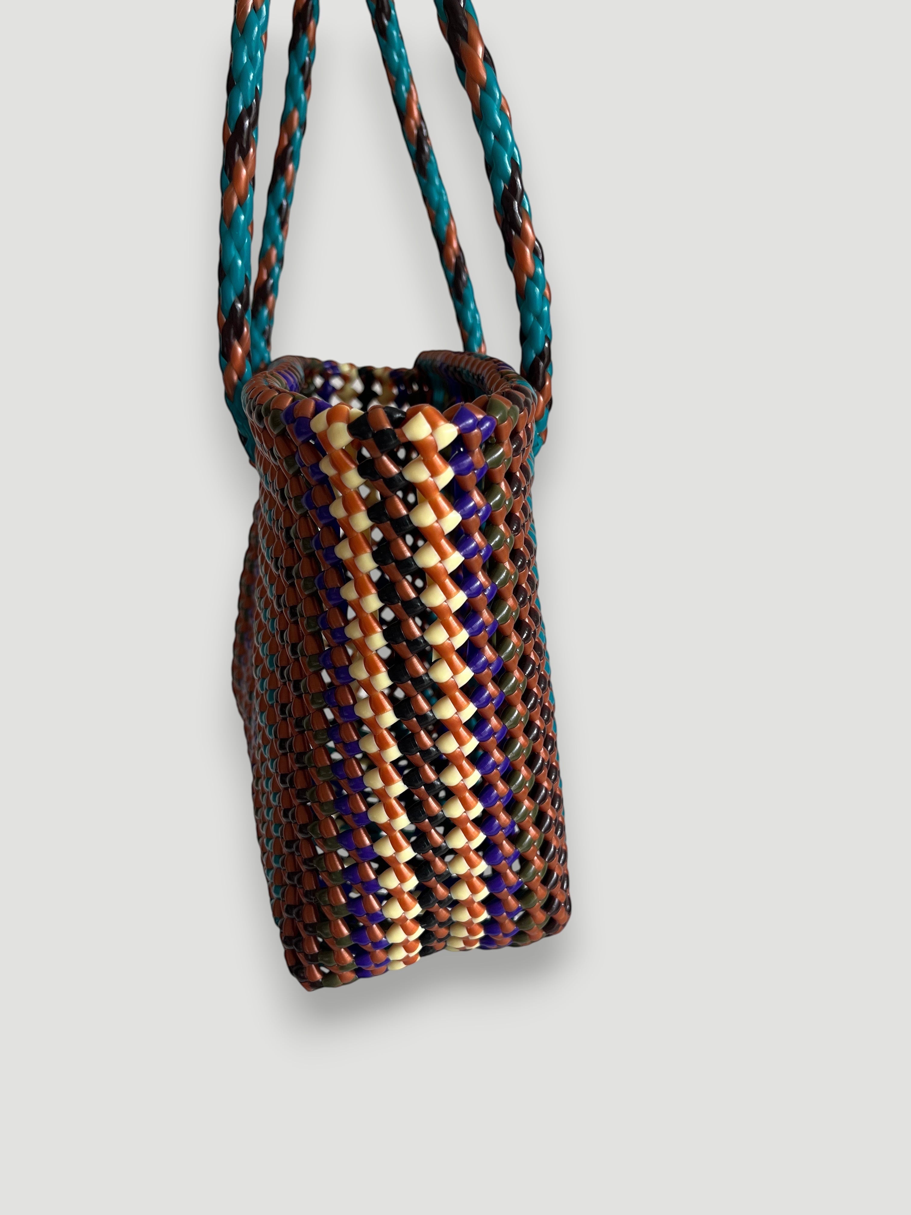 No. 510S - Hand-braided basket bag - small - multicoloured