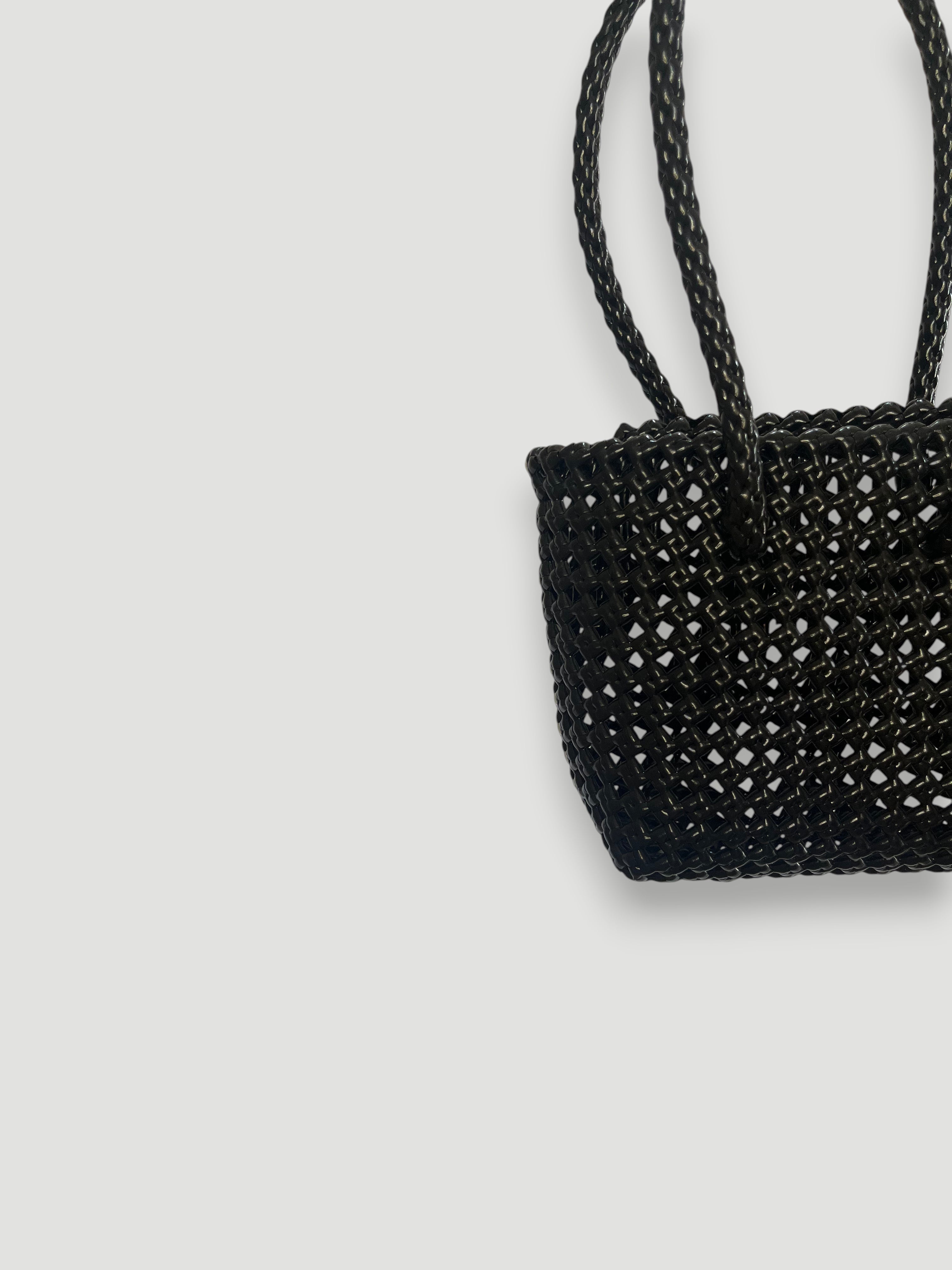 No. 47XS bis - HAND-WOVEN BASKET BAG - MINI - black & cream