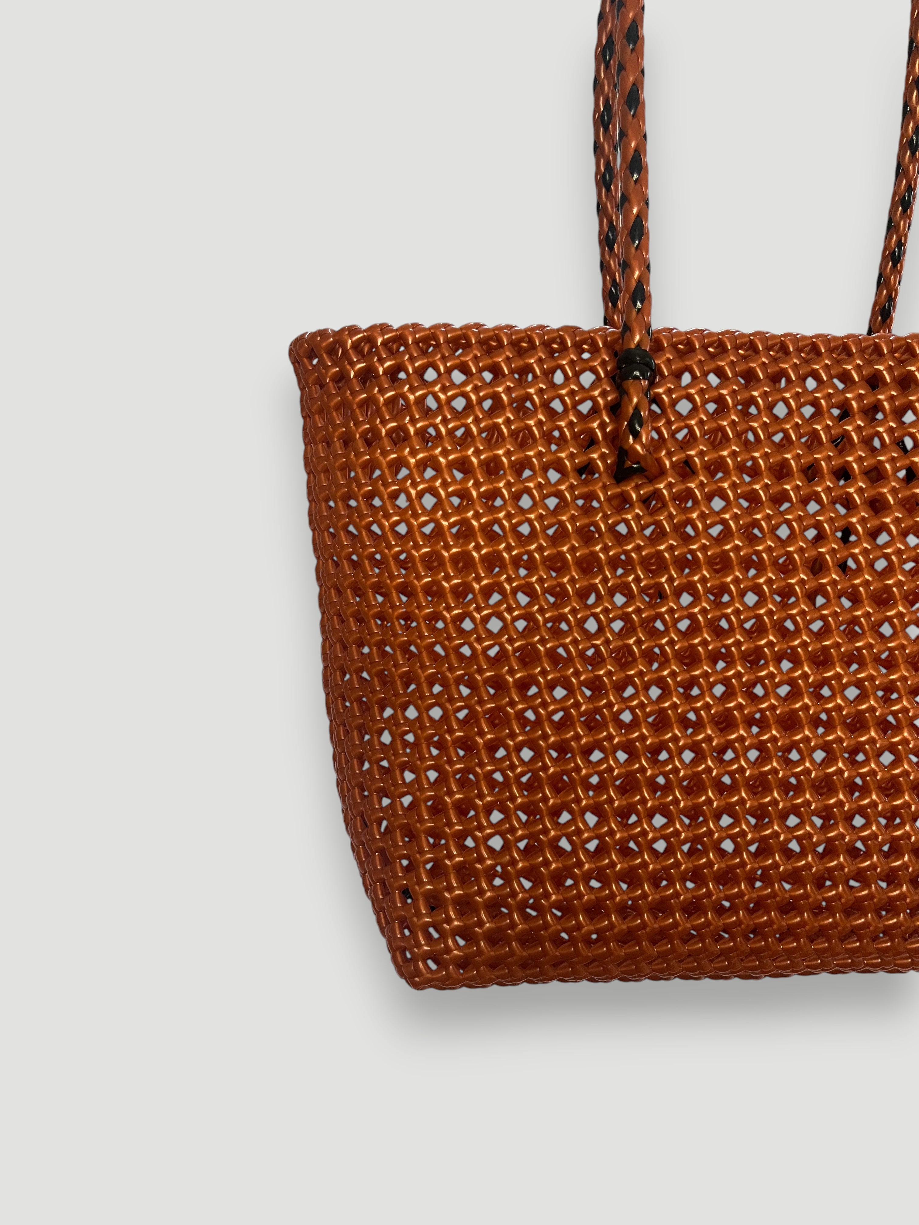 No. 315M - Hand-braided basket bag - medium - bronze & black