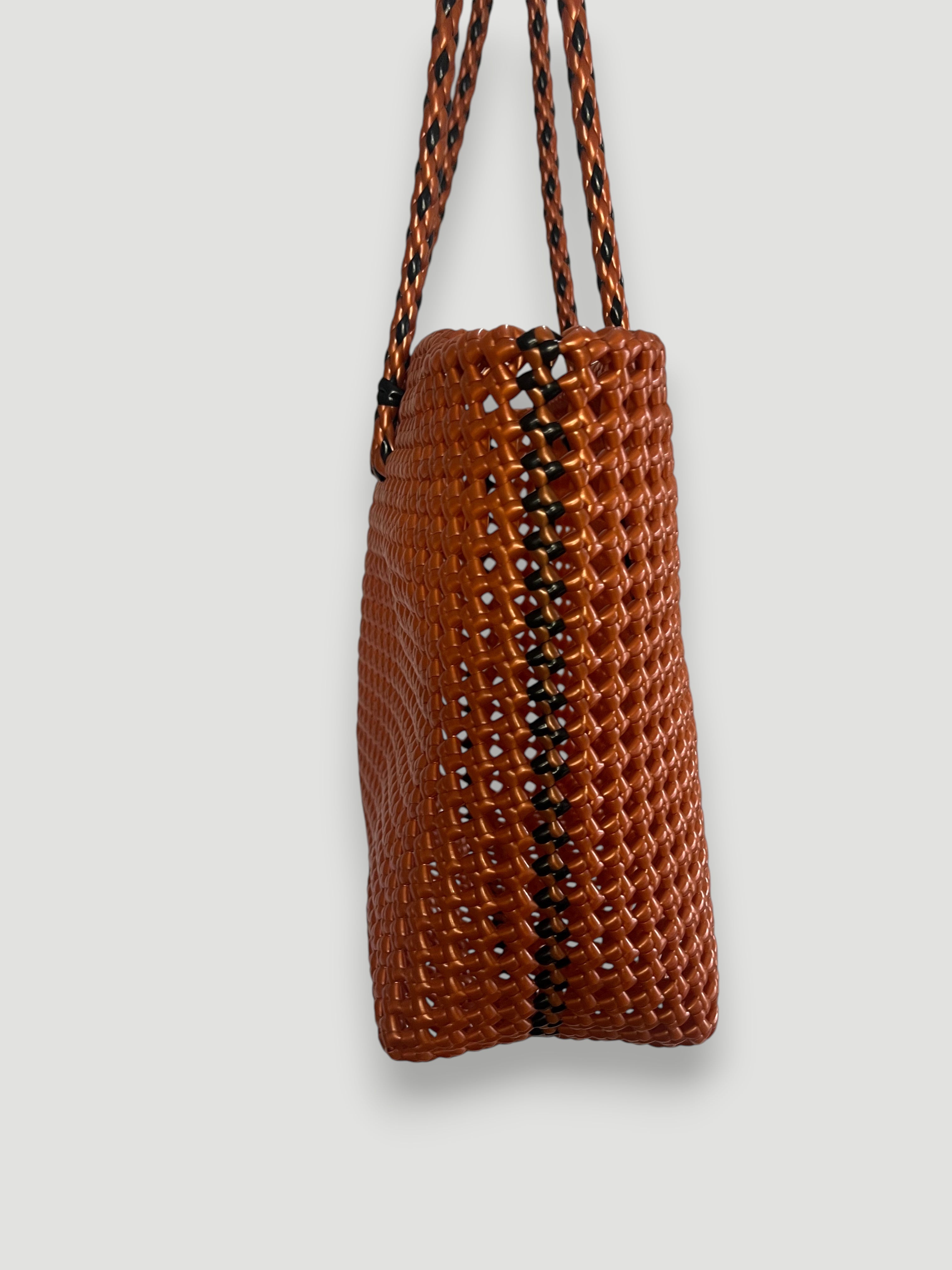 No. 315M - Hand-braided basket bag - medium - bronze & black