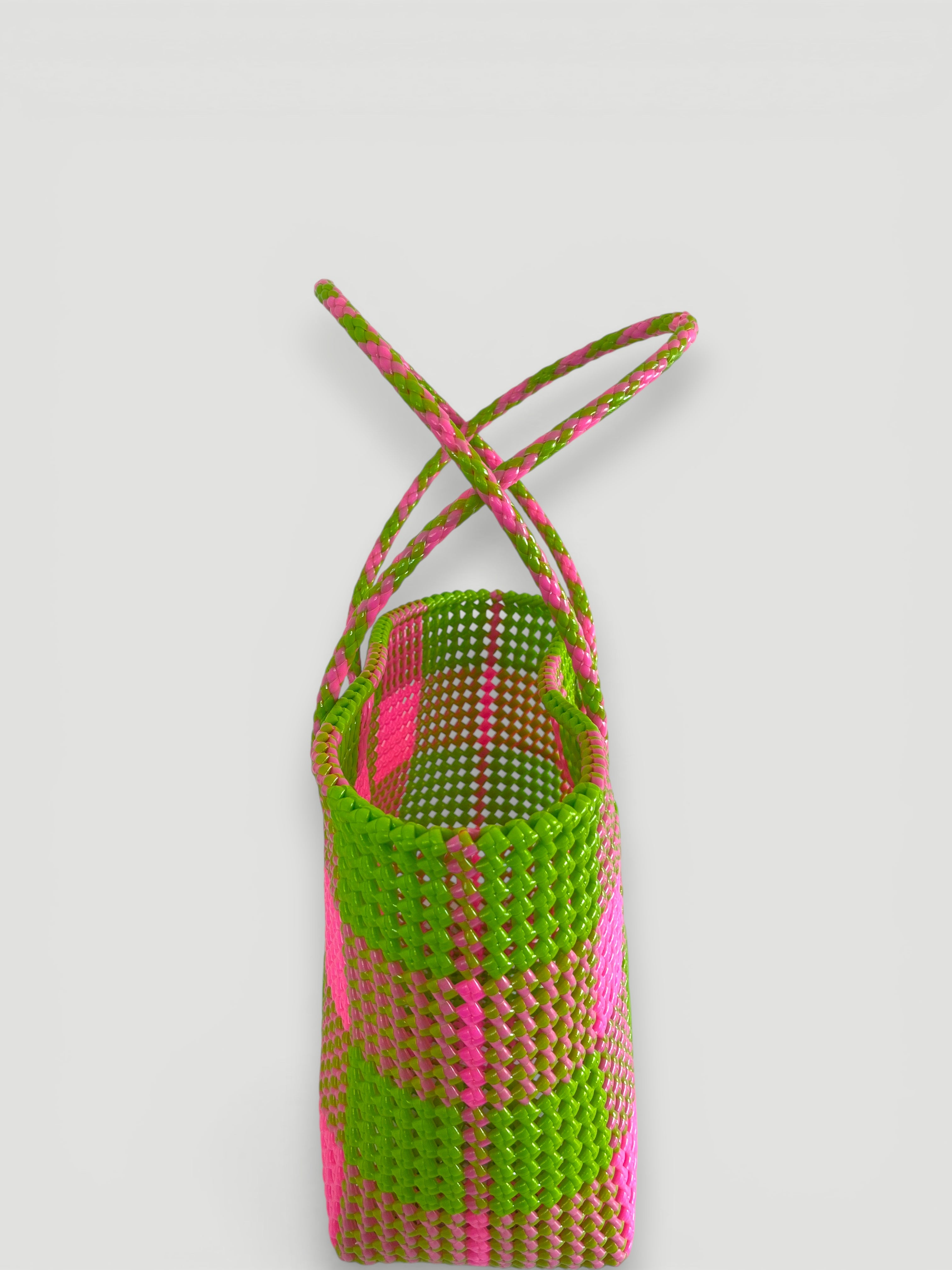 No. 21L - Hand-braided basket bag - large - light pink & light green