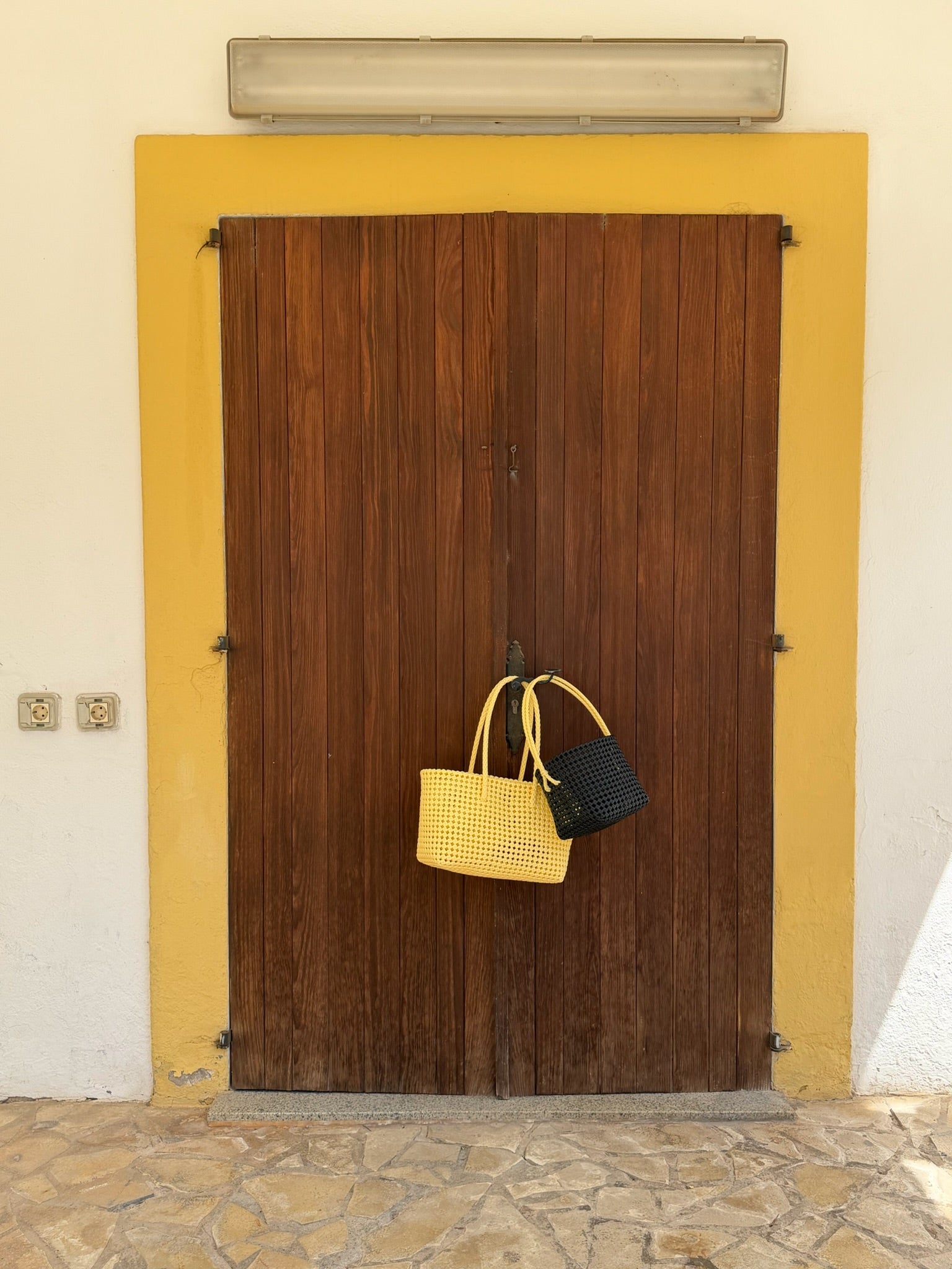 N°35SE - SAC PANIER TRESSÉ MAIN - SEAU - noir & crème