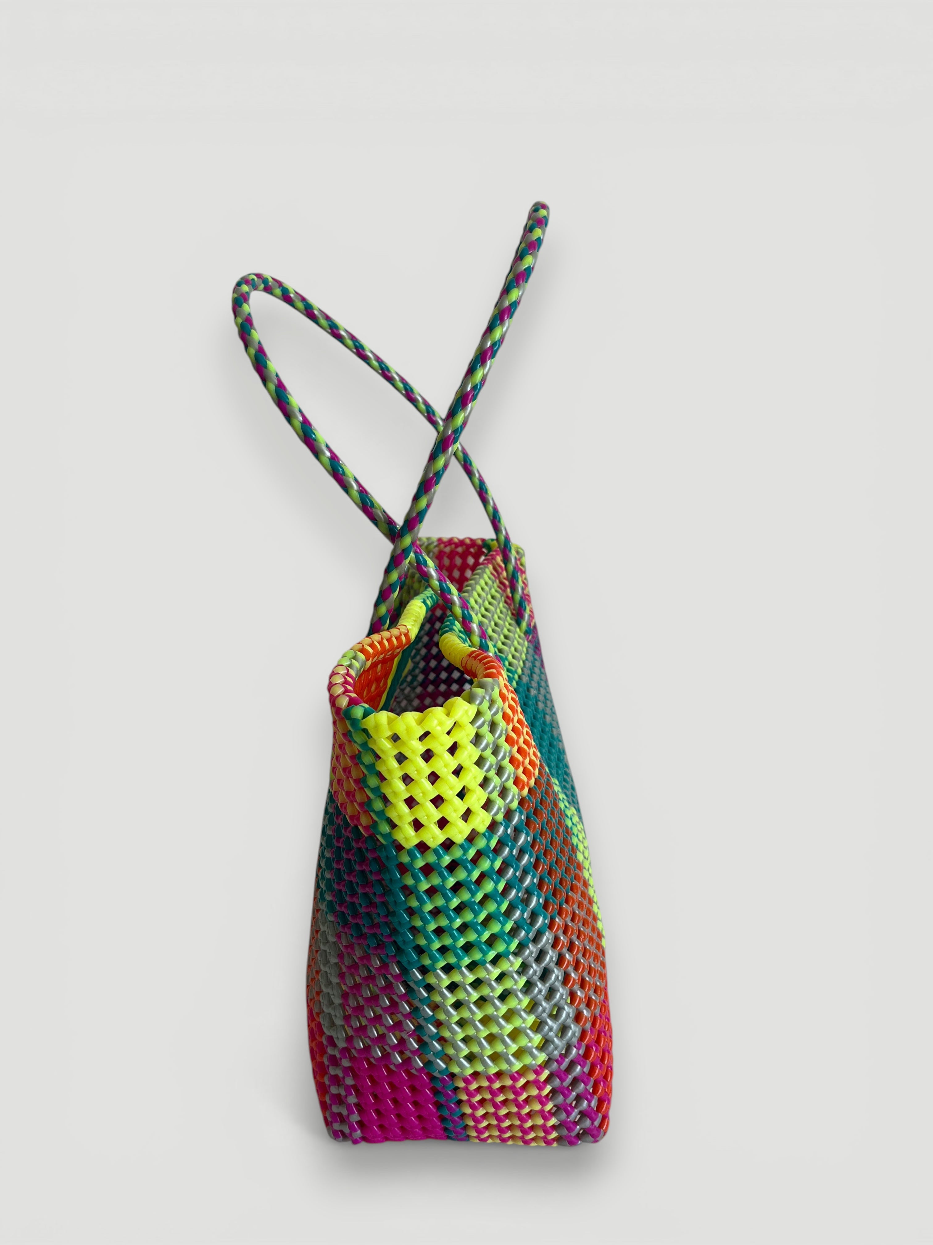 N°365L - SAC PANIER TRESSÉ MAIN - GRAND - multicolors