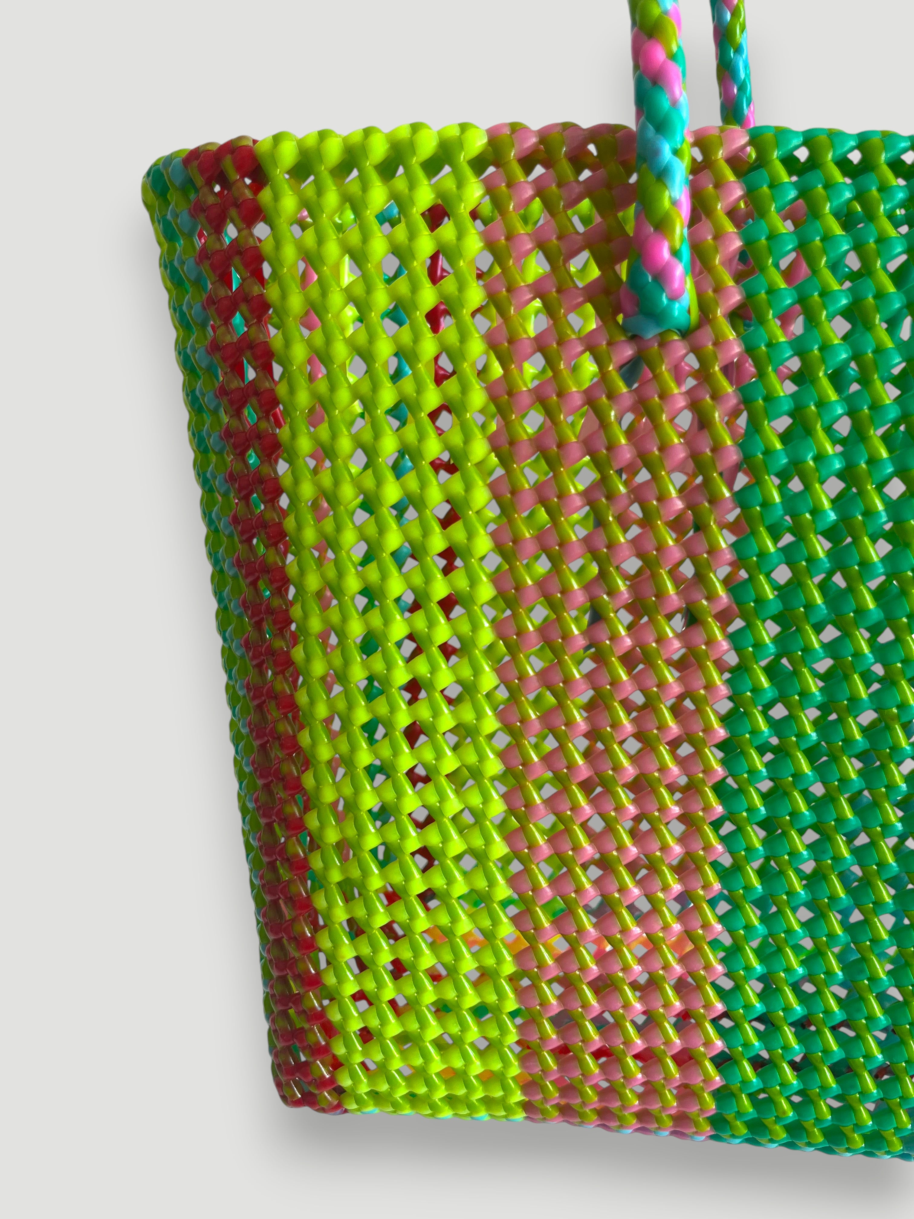 N°366L - SAC PANIER TRESSÉ MAIN - GRAND - multicolors