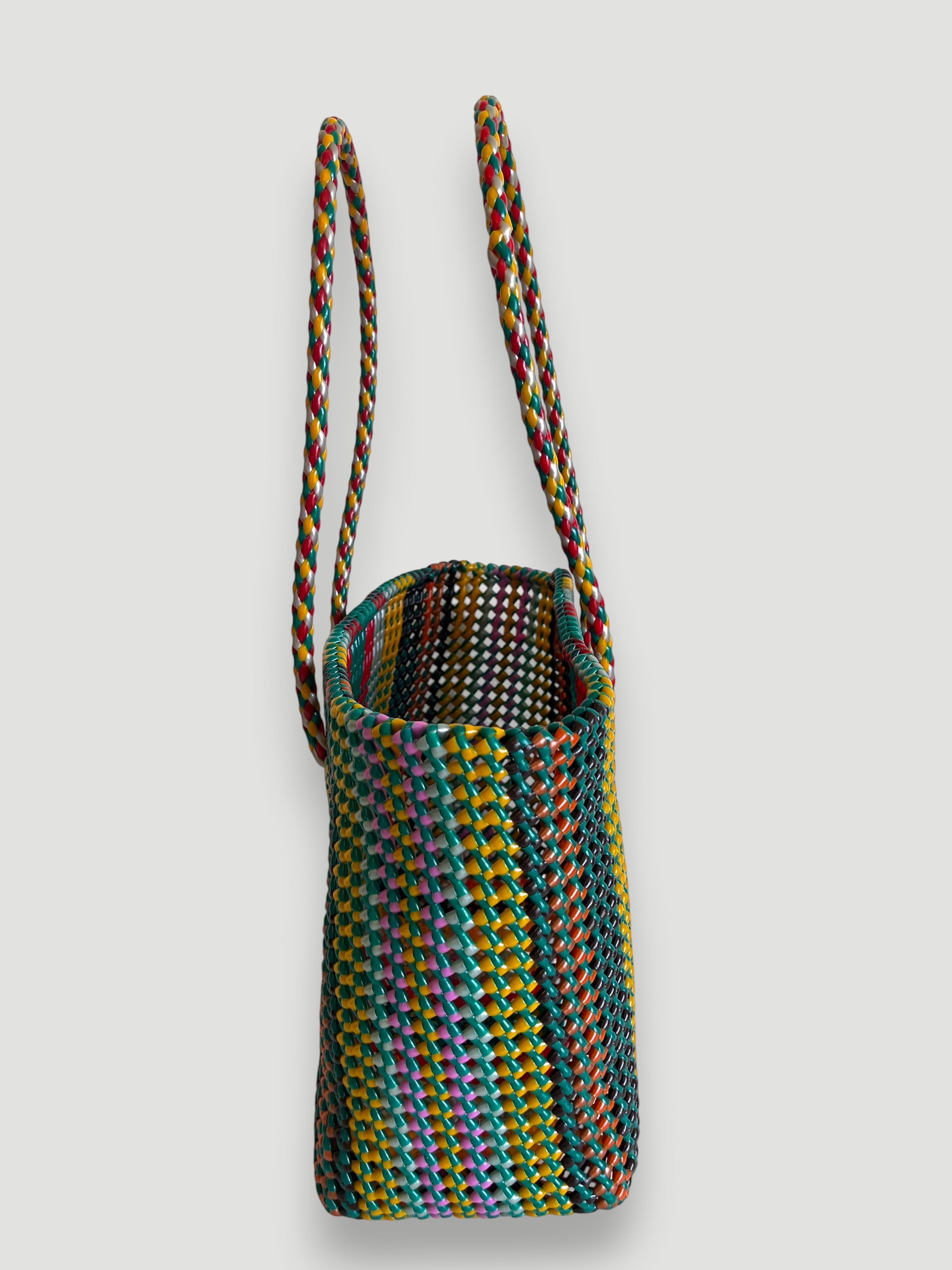 N°408L - SAC PANIER TRESSÉ MAIN - GRAND - multicolors