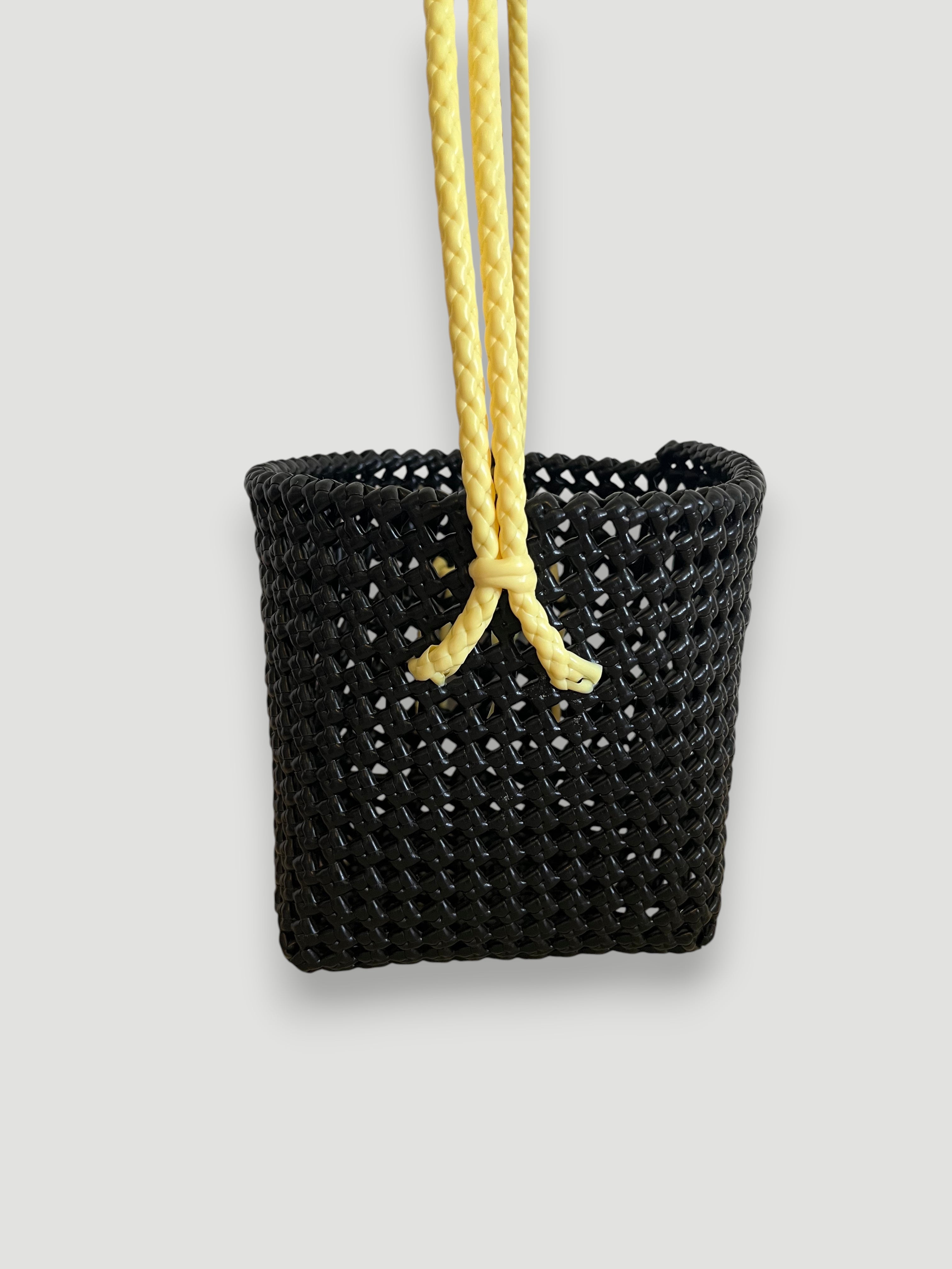 N°35SE - SAC PANIER TRESSÉ MAIN - SEAU - noir & crème