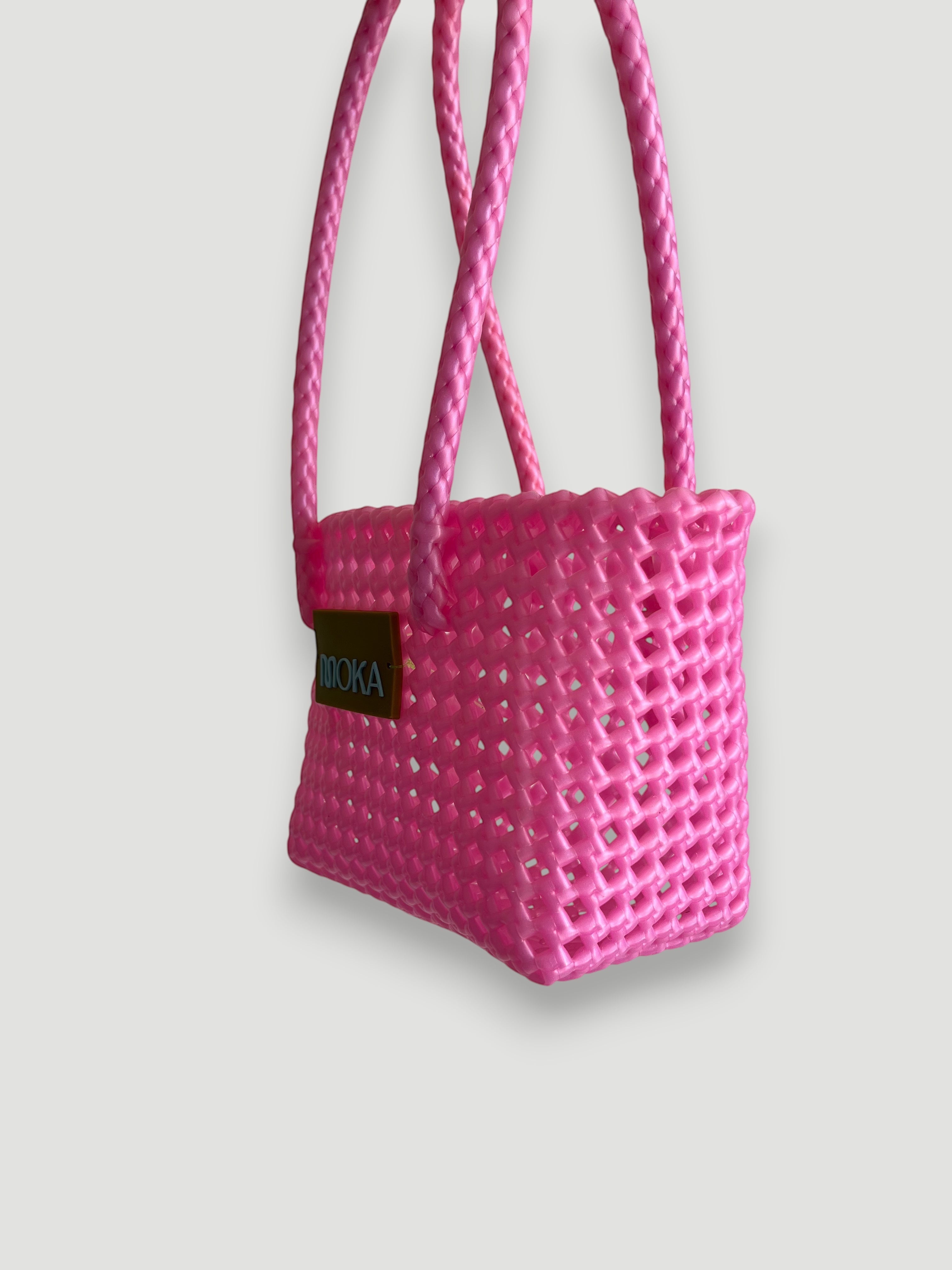 N°531XS - SAC PANIER TRESSÉ MAIN - MINI - rose clair irisé