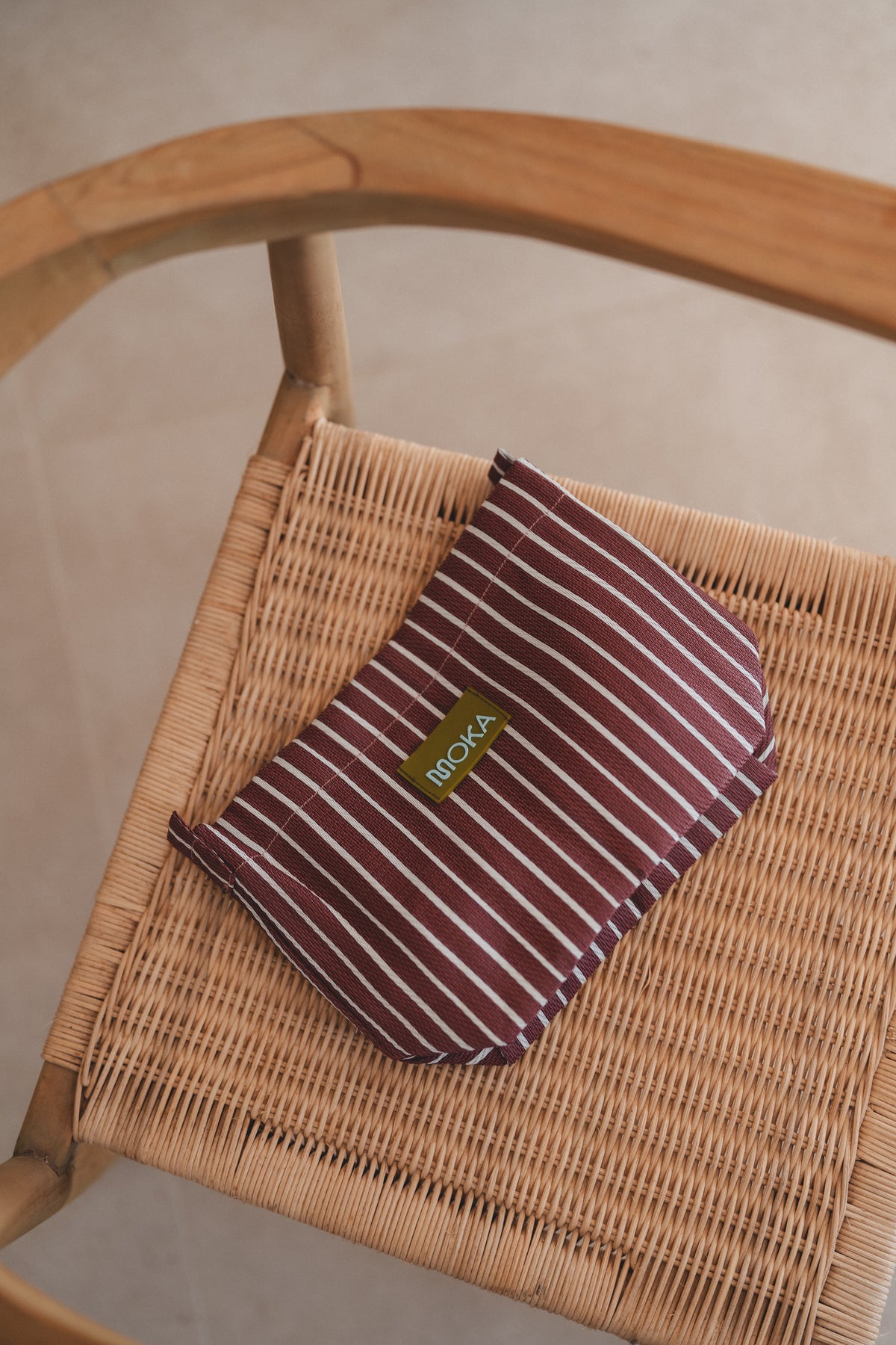 Pochette aimantée, modèle moyen - MERLOT