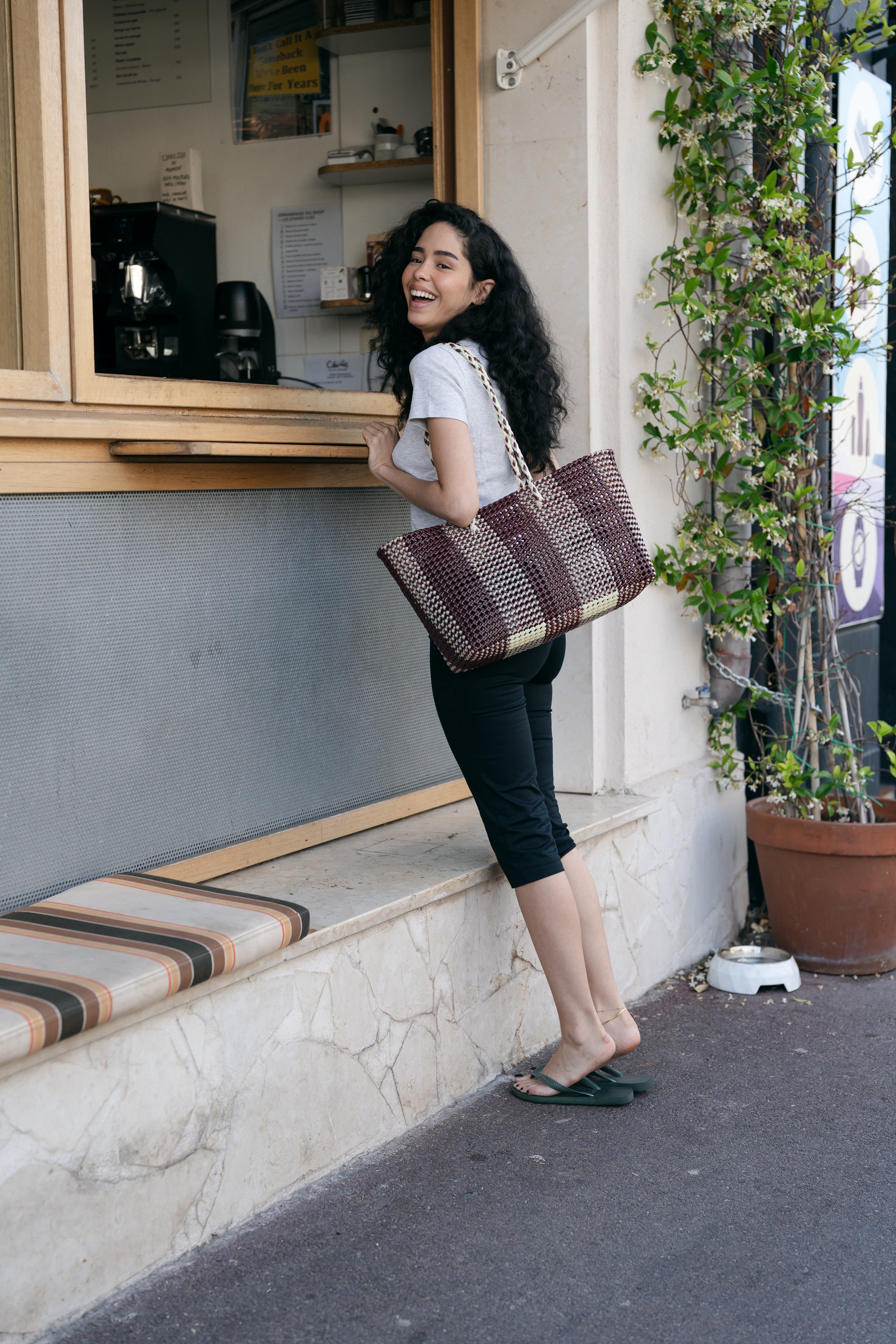 N°493XL - SAC PANIER TRESSÉ MAIN - MAXI - bordeaux & écru