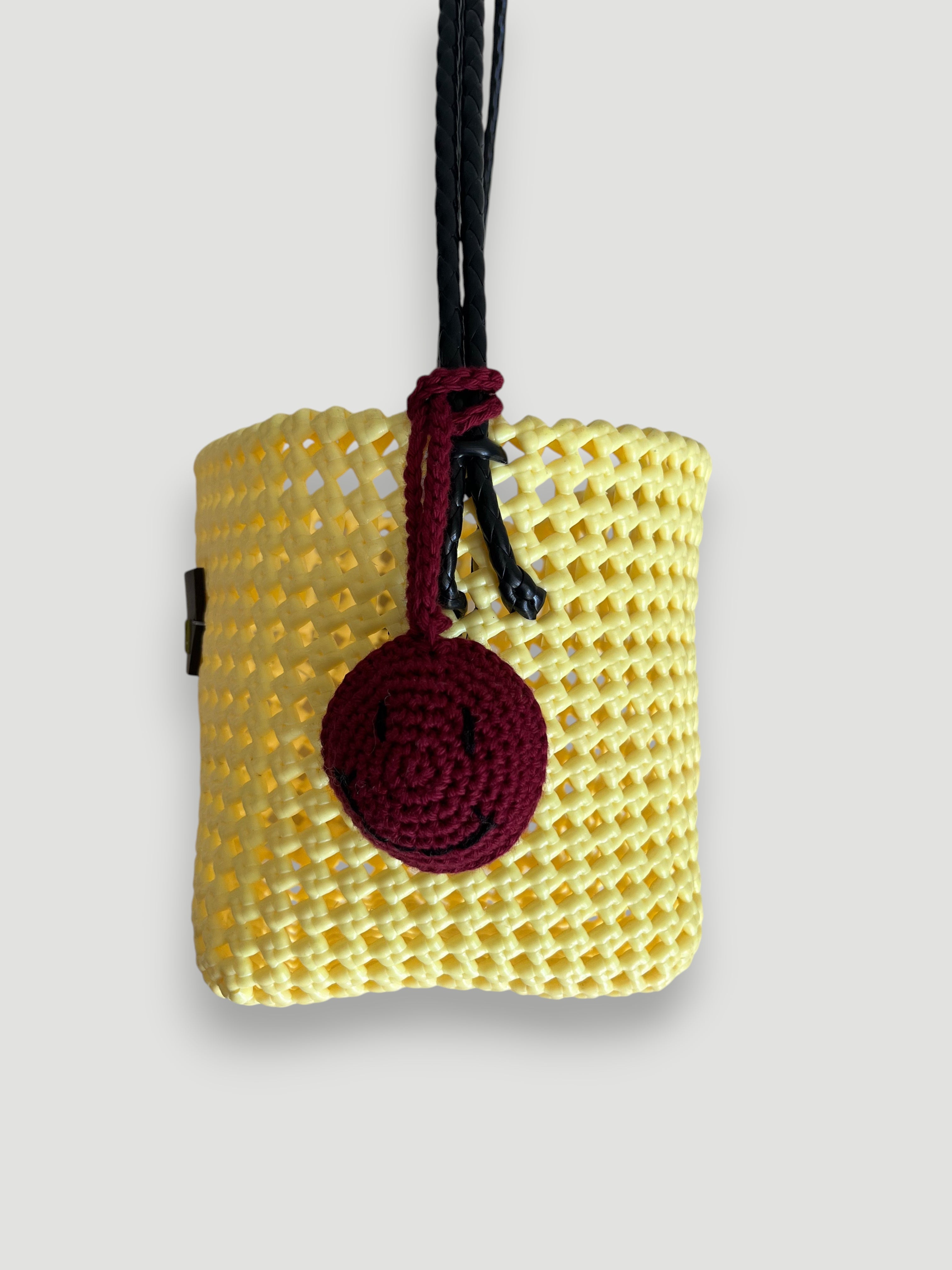 No. 3SE - HAND-WOVEN BASKET BAG - BUCKET - cream & black