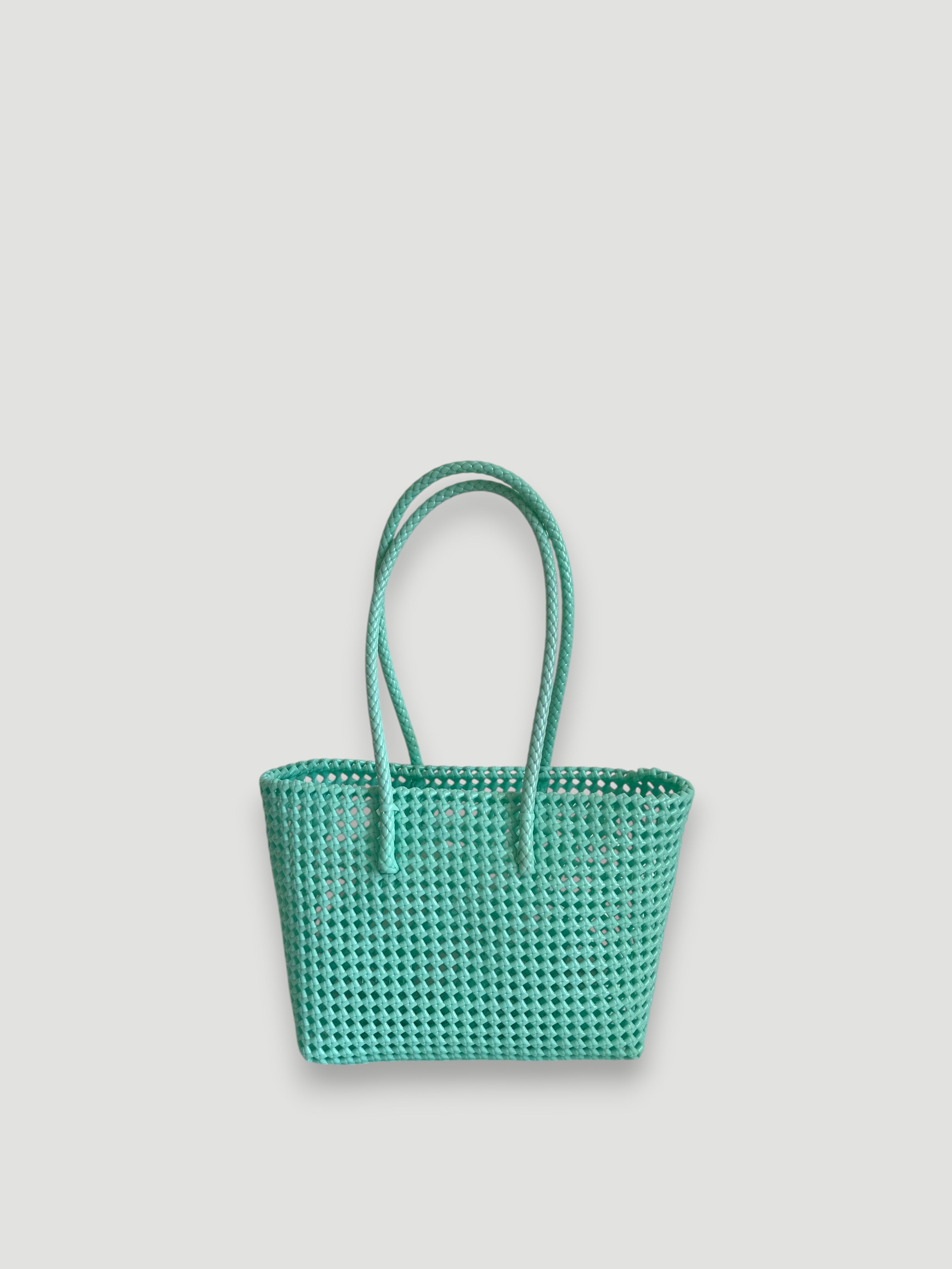 N°536M - SAC PANIER TRESSÉ MAIN - MOYEN - bleu pastel