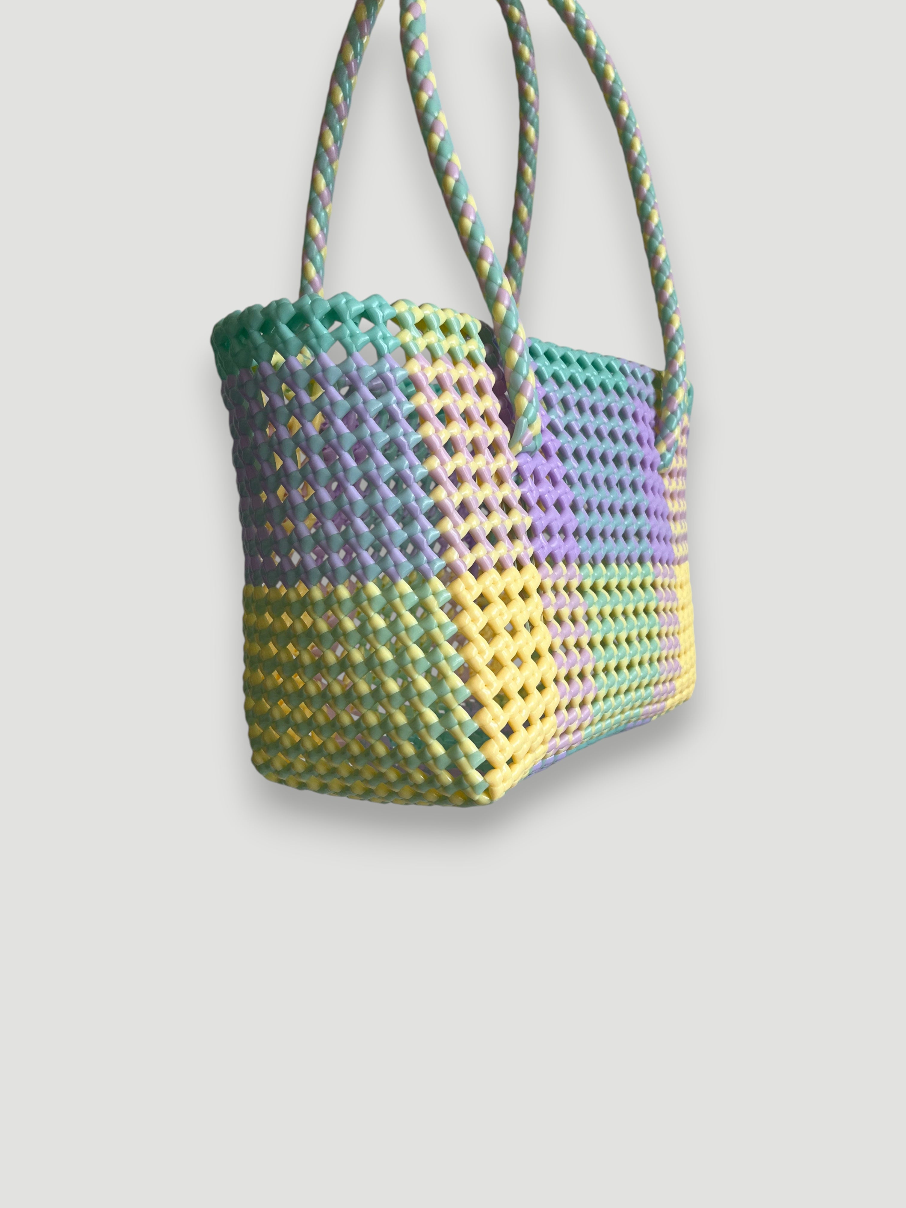 N°100S - SAC PANIER TRESSÉ MAIN - PETIT - multicolors