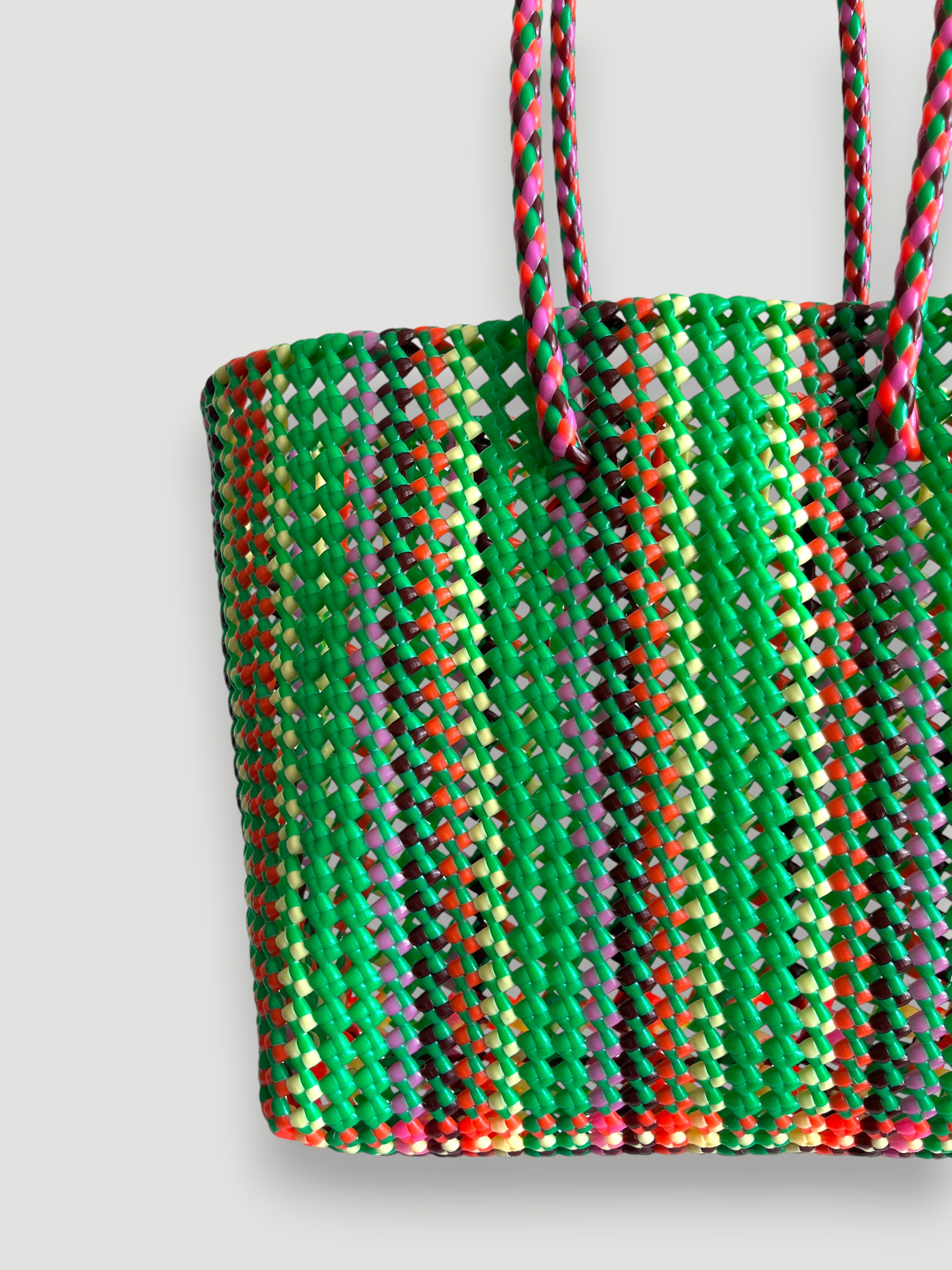 N°419L - SAC PANIER TRESSÉ MAIN - GRAND - multicolors
