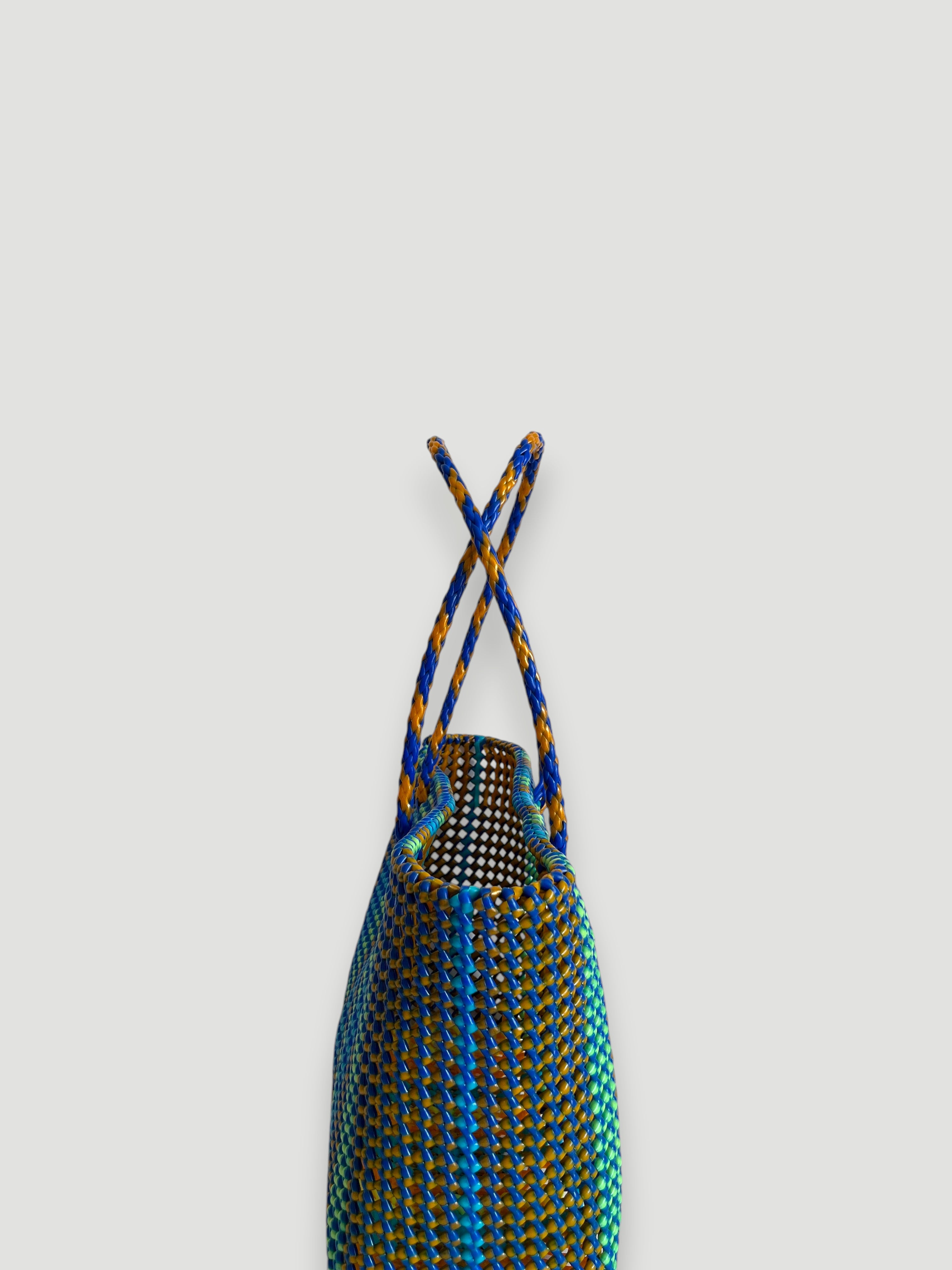 N°425L - SAC PANIER TRESSÉ  MAIN - GRAND - multicolors