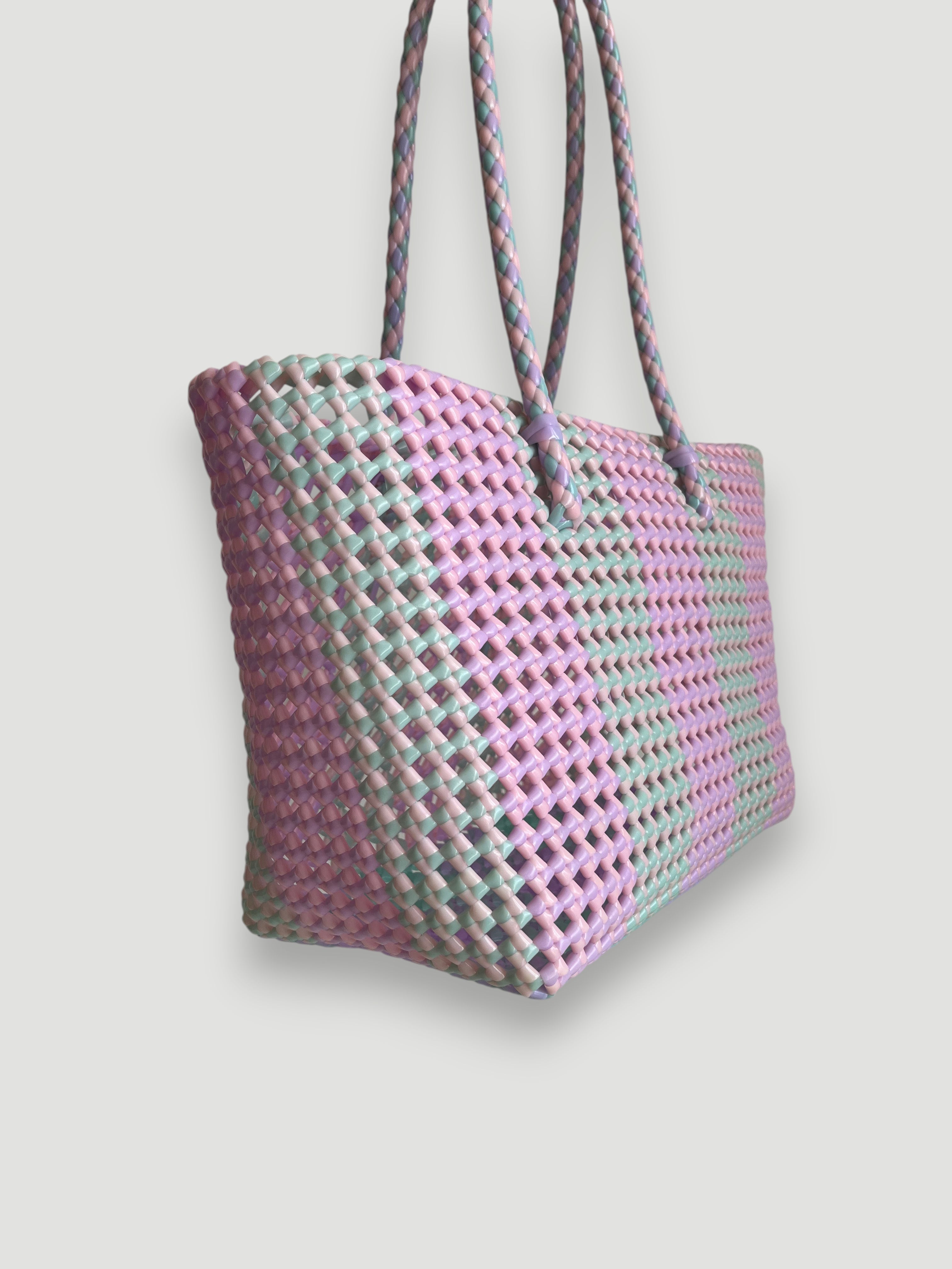 N°100M - SAC PANIER TRESSÉ MAIN - MOYEN - multicolors