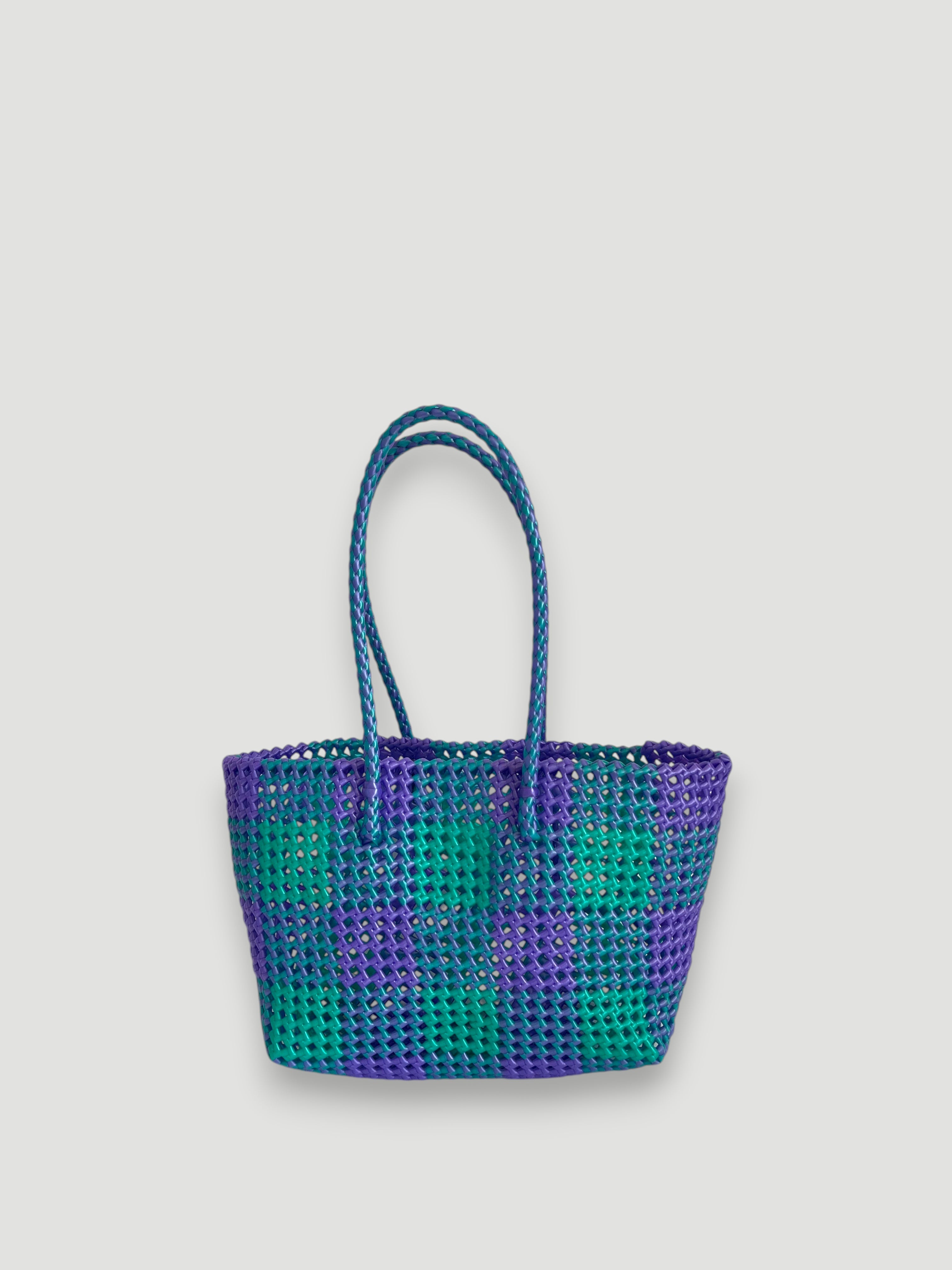 N°545M - SAC PANIER TRESSÉ MAIN - MOYEN - violet irisé & turquoise irisé