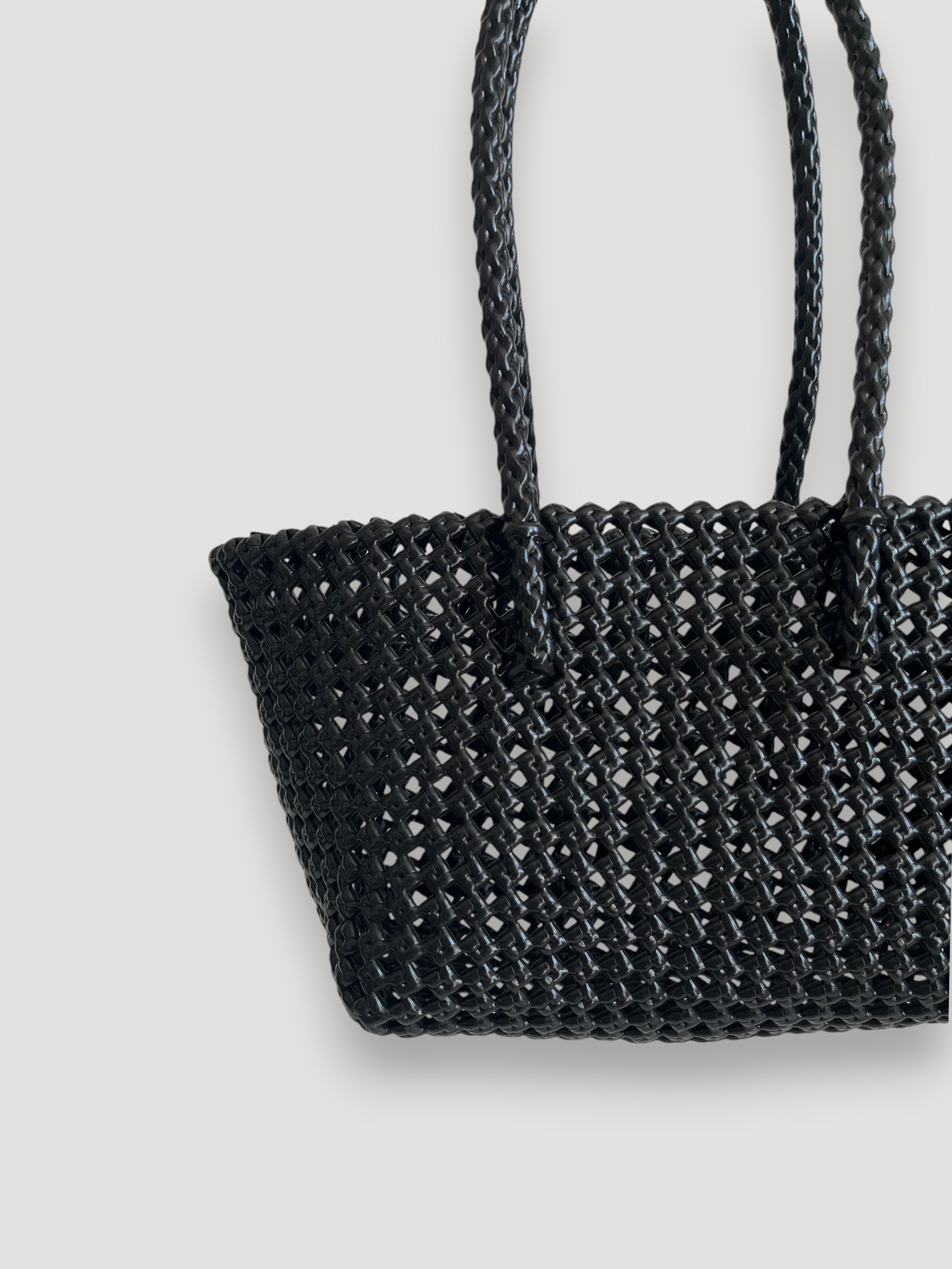 No. 47S - Hand-braided basket bag - small - black