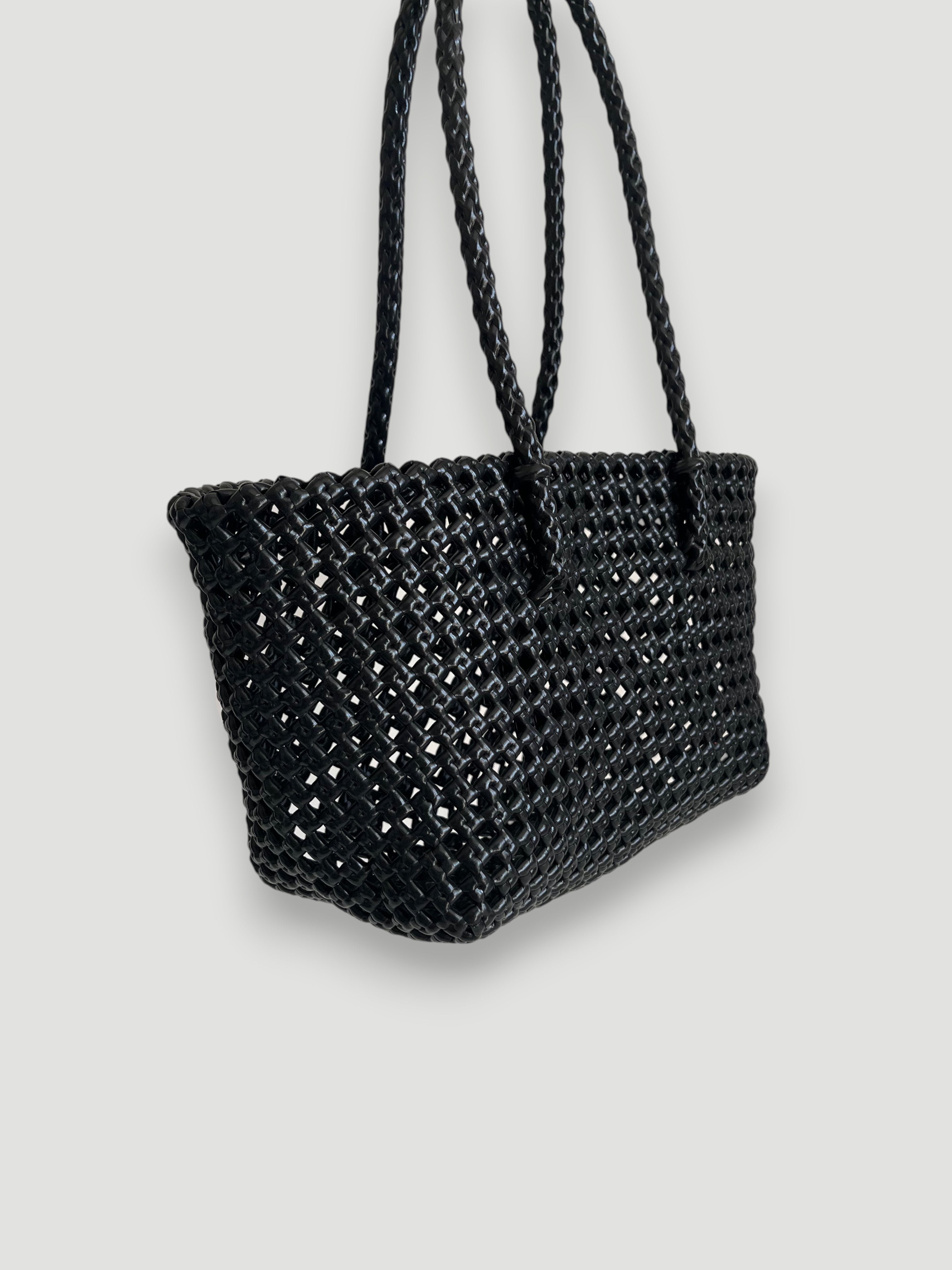 No. 47S - Hand-braided basket bag - small - black