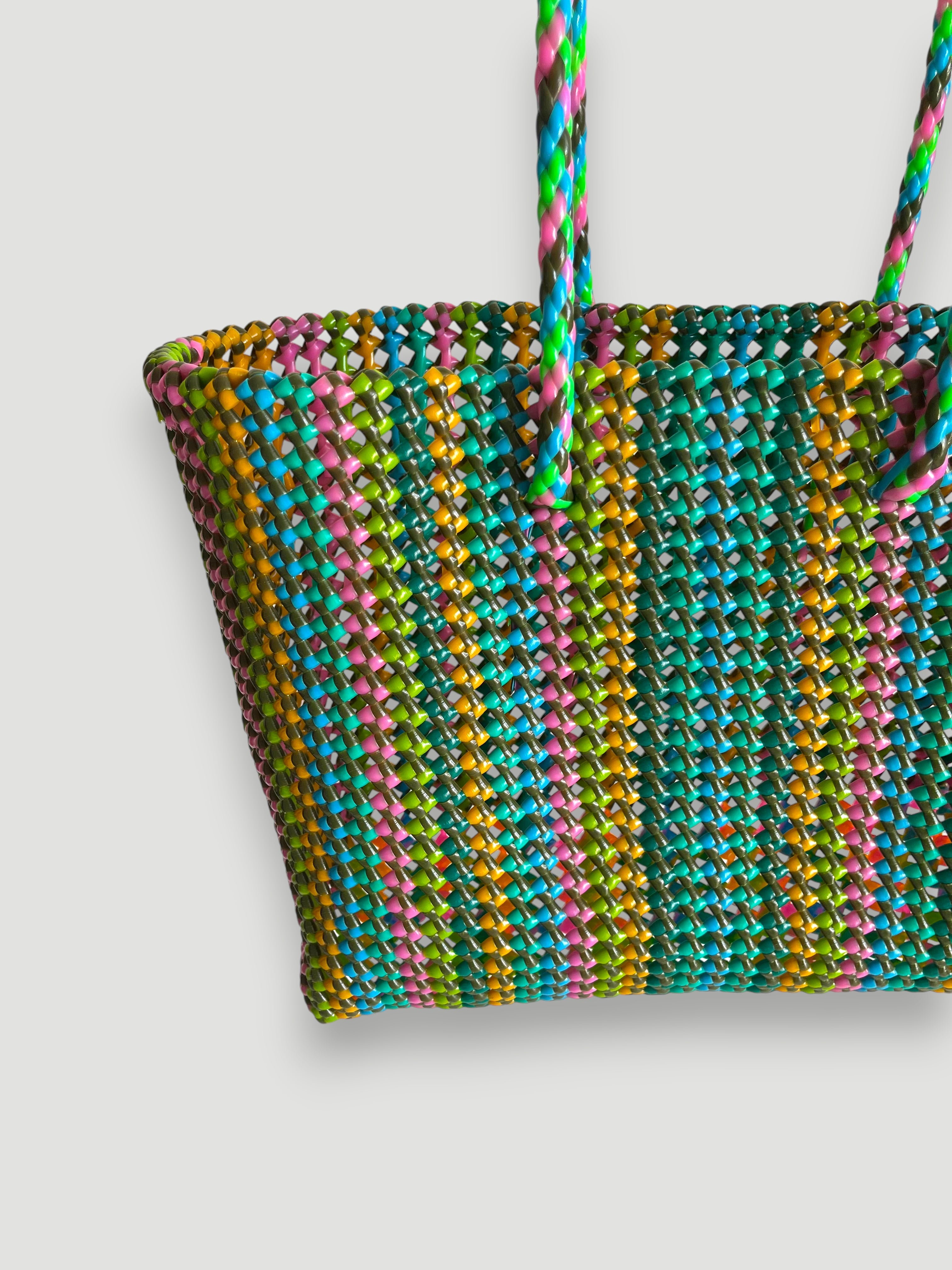 N°487L - SAC PANIER TRESSÉ MAIN - GRAND - multicolors