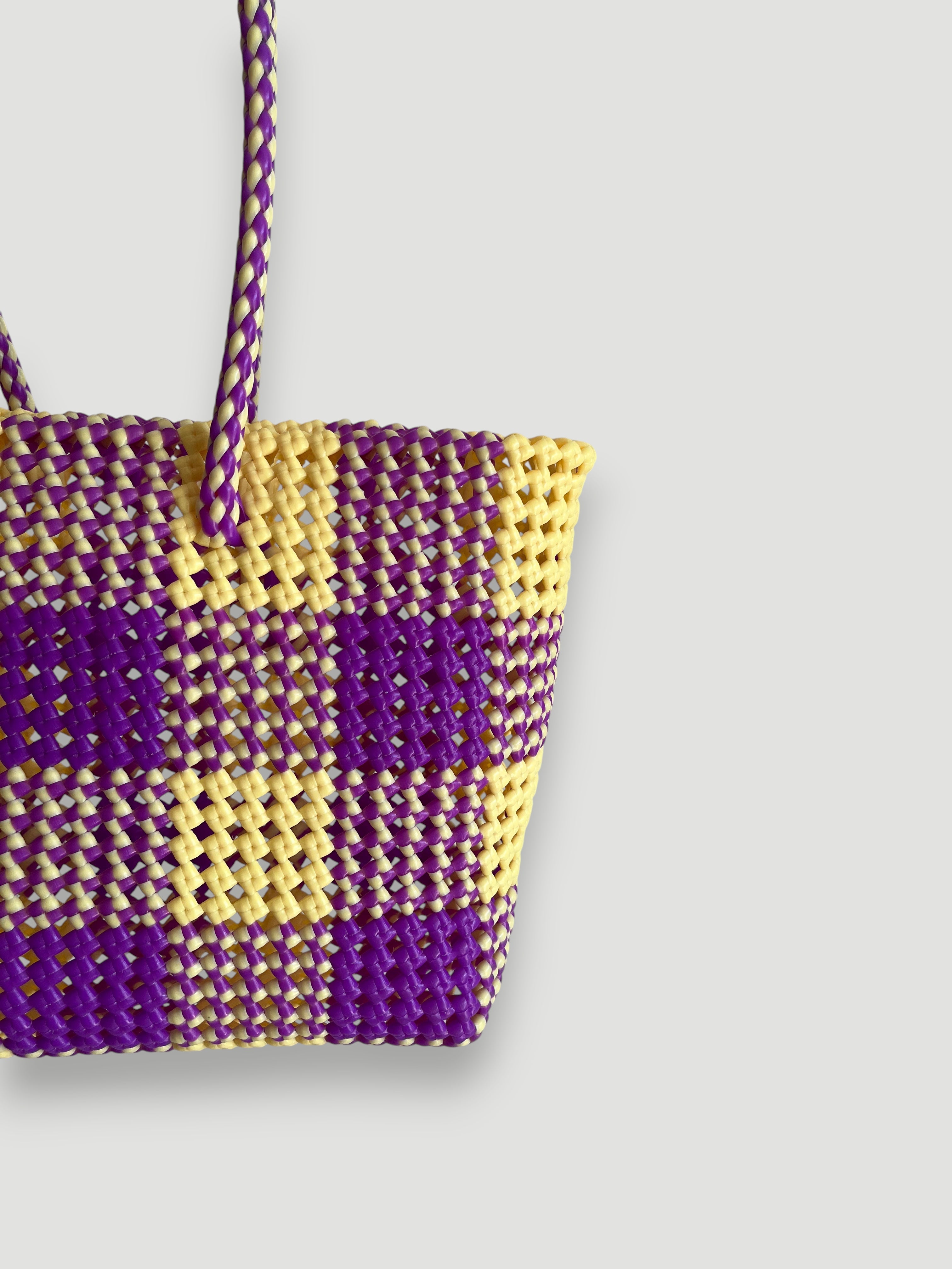 N°90M - SAC PANIER TRESSÉ MAIN - MOYEN - violet & crème
