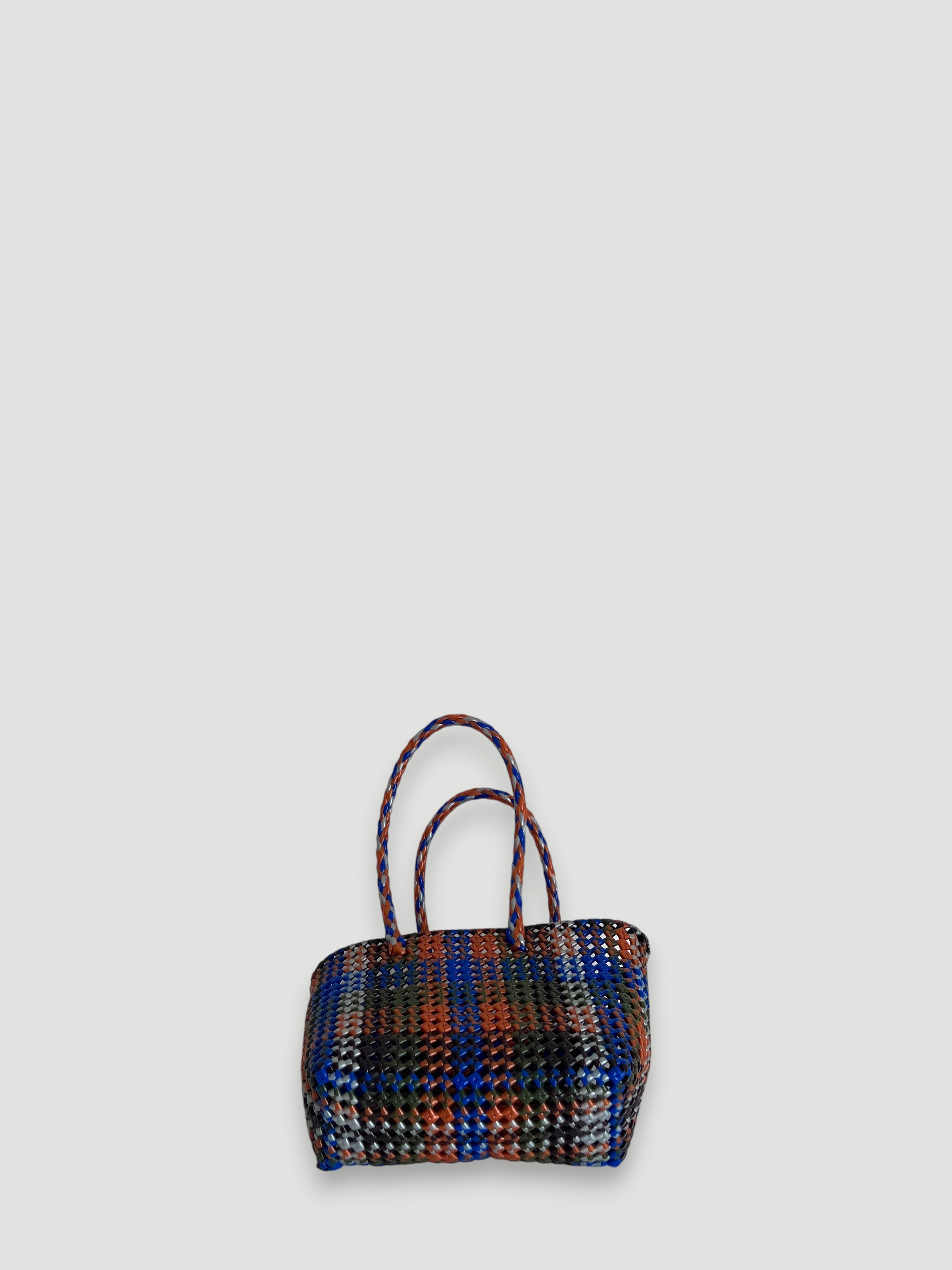 No. 507S - Hand-braided basket bag - small - multicoloured