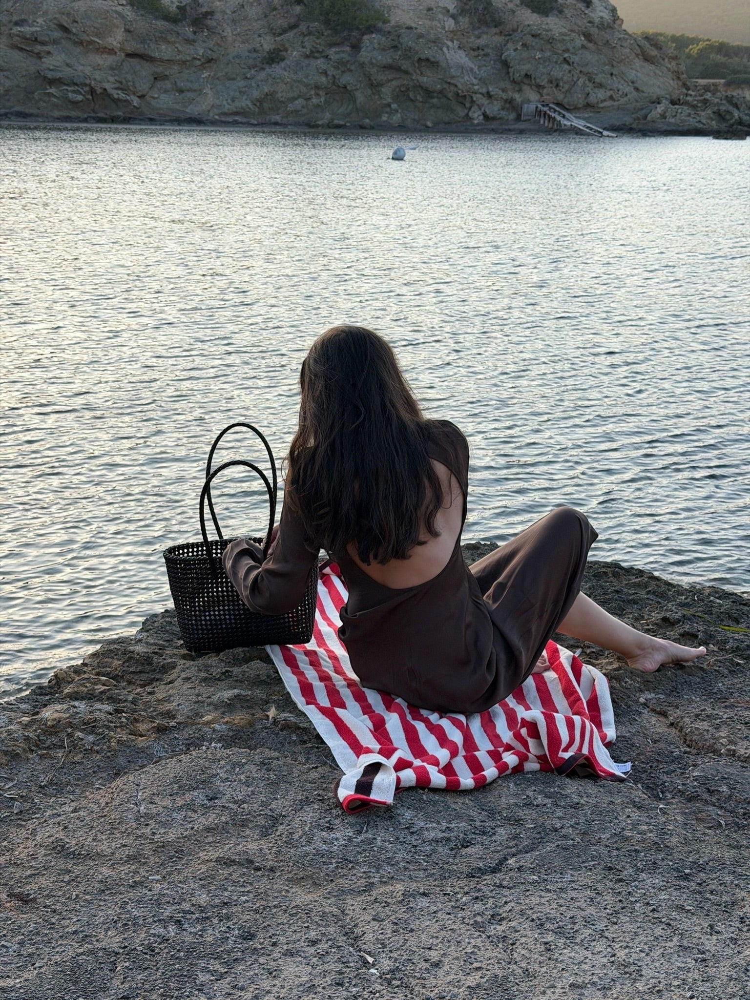 No. 266M - Hand-woven basket bag - medium - brown