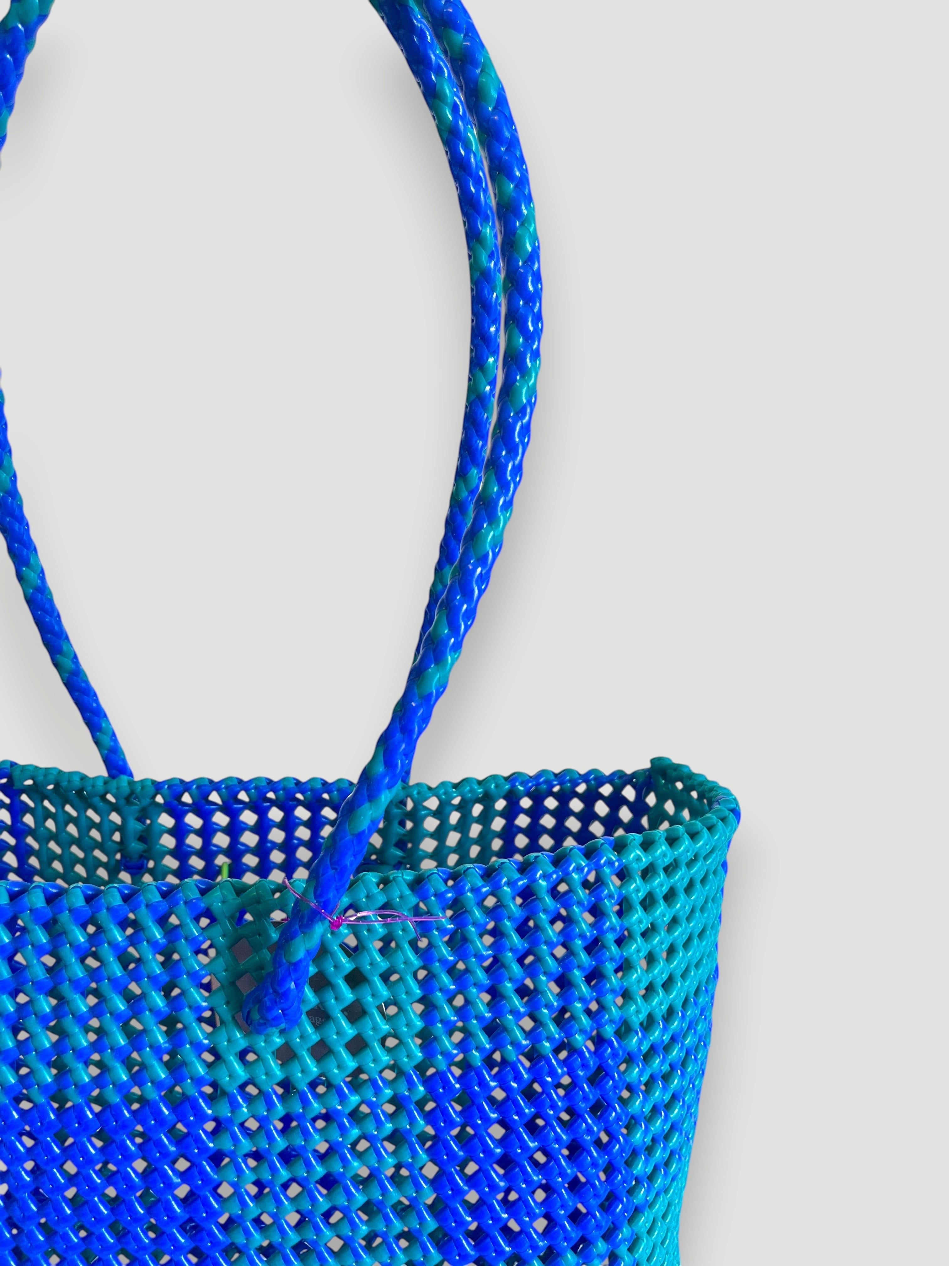 N°338L - SAC PANIER TRESSÉ MAIN - GRAND - Bleu foncé & turquoise