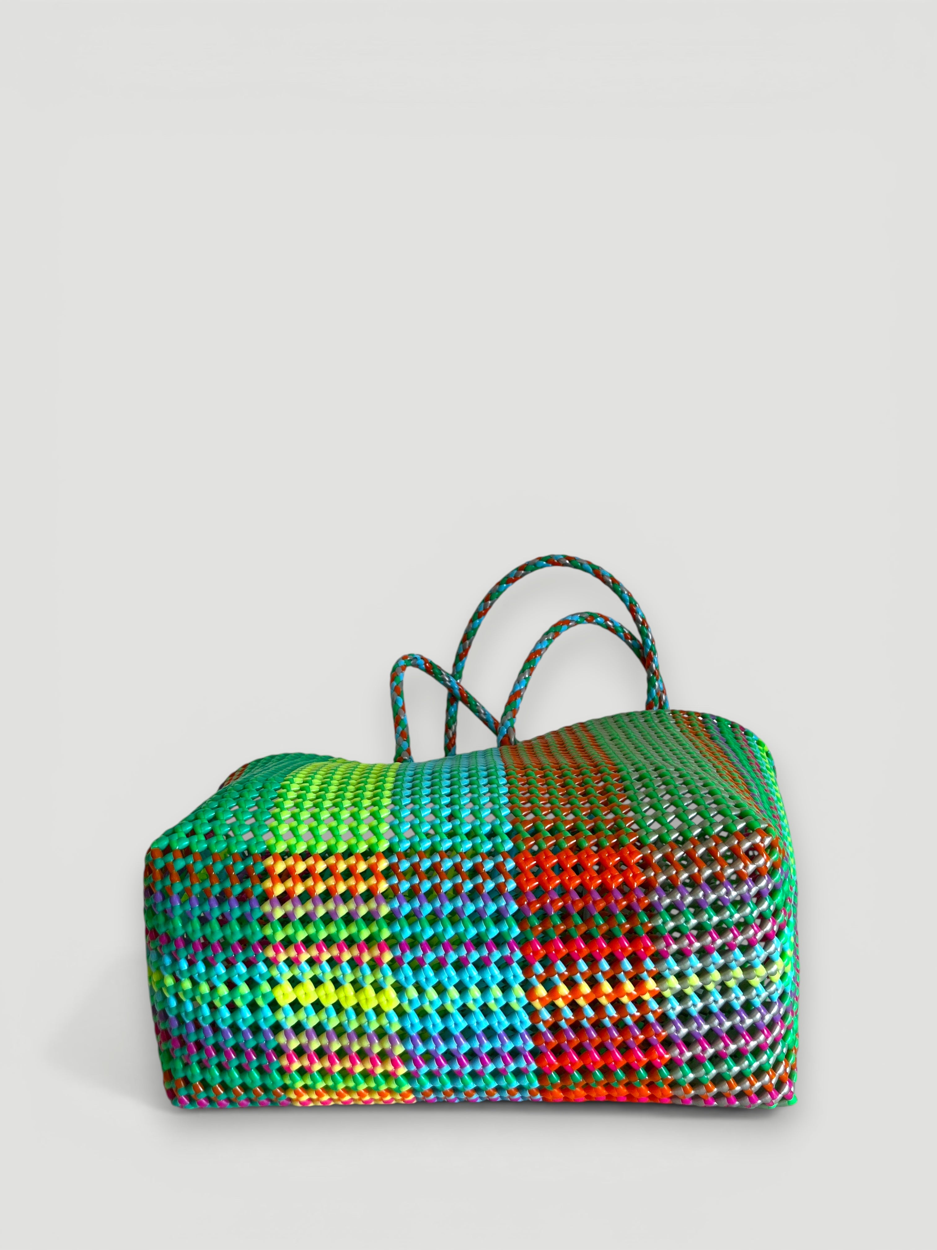 N°349L - SAC PANIER TRESSÉ MAIN - GRAND - multicolors