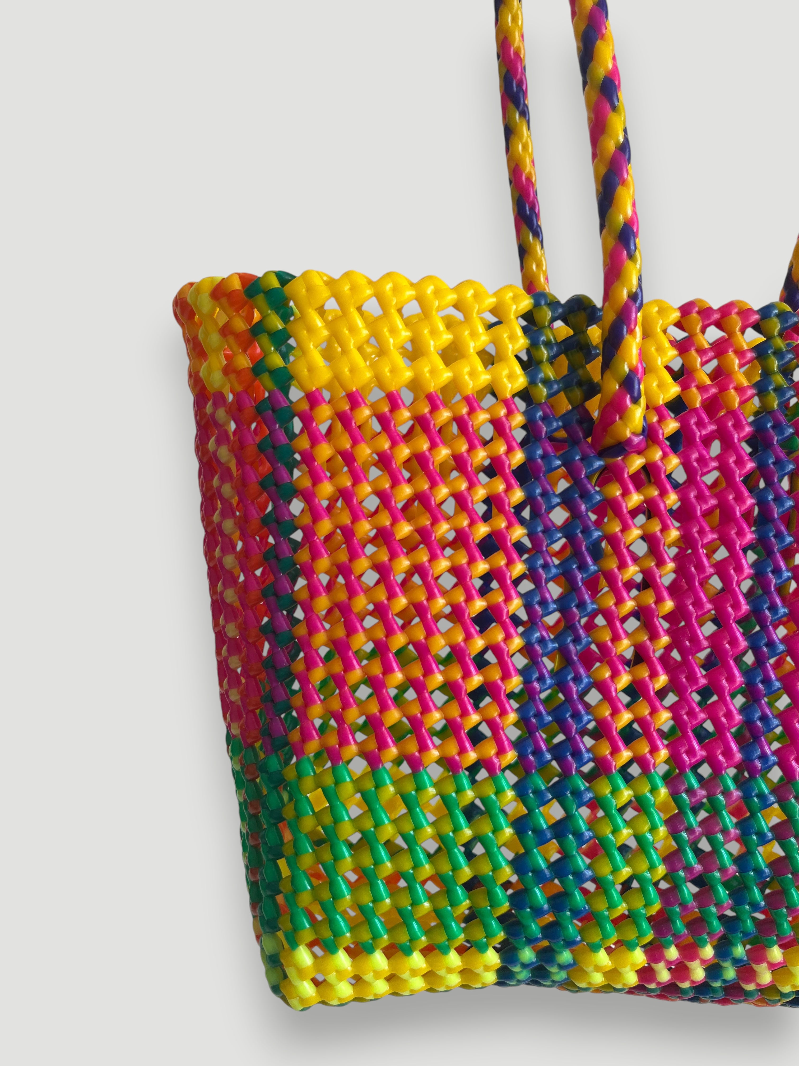 N°372M - SAC PANIER TRESSÉ MAIN - MOYEN - multicolors