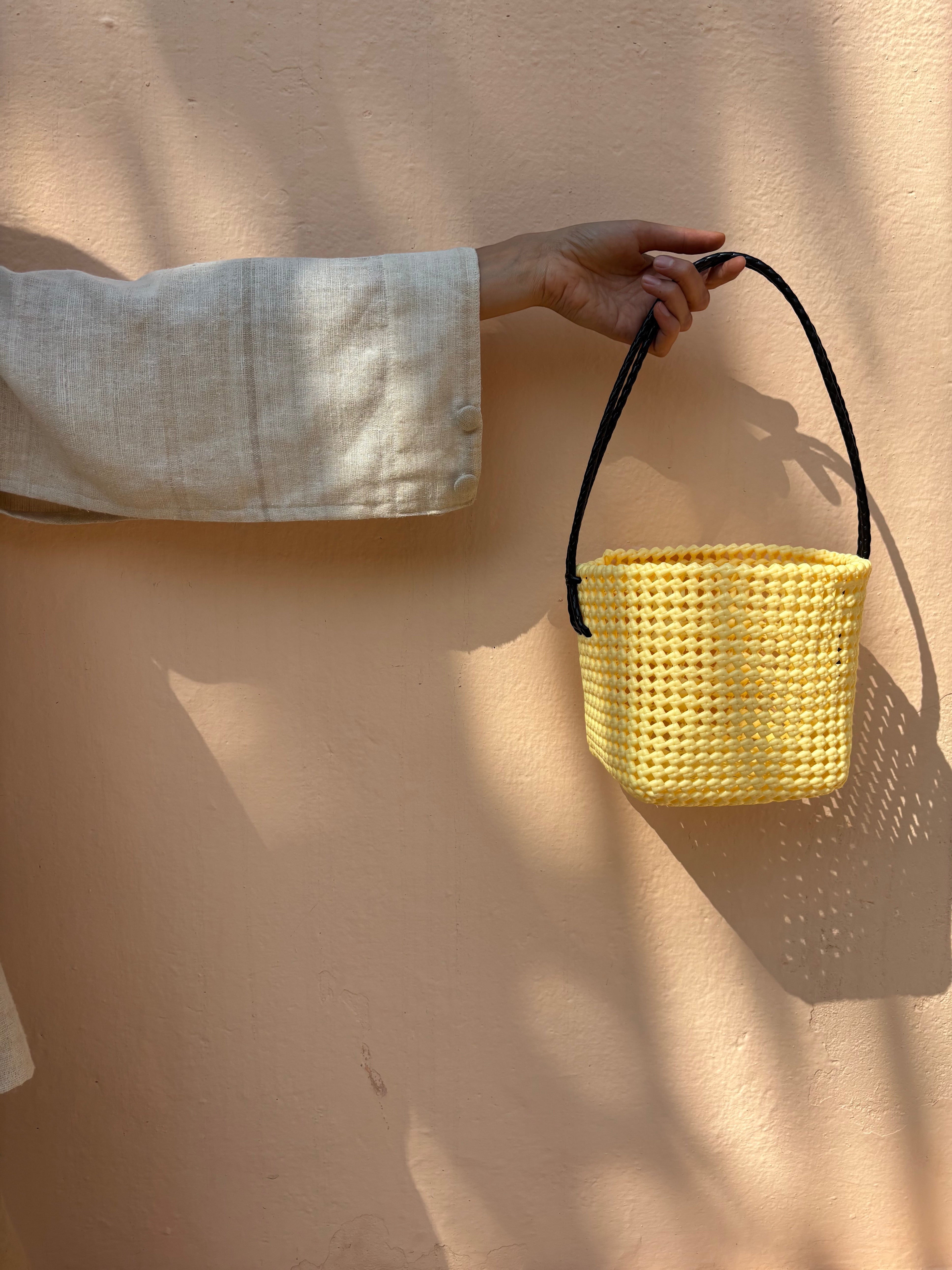 N°3SE - SAC PANIER TRESSÉ MAIN - SEAU - crème & noir