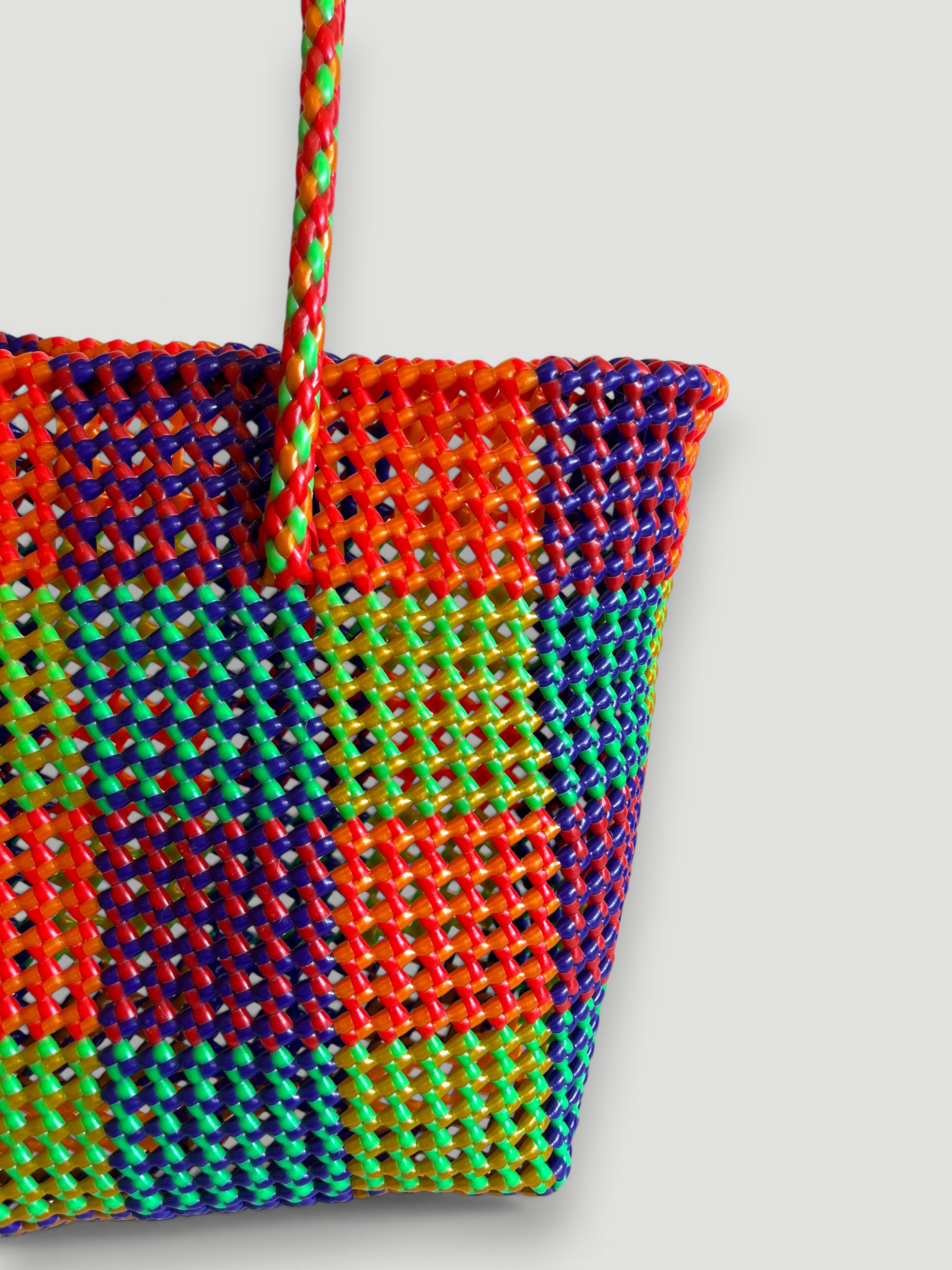 N°403L - SAC PANIER TRESSÉ MAIN - GRAND - multicolors