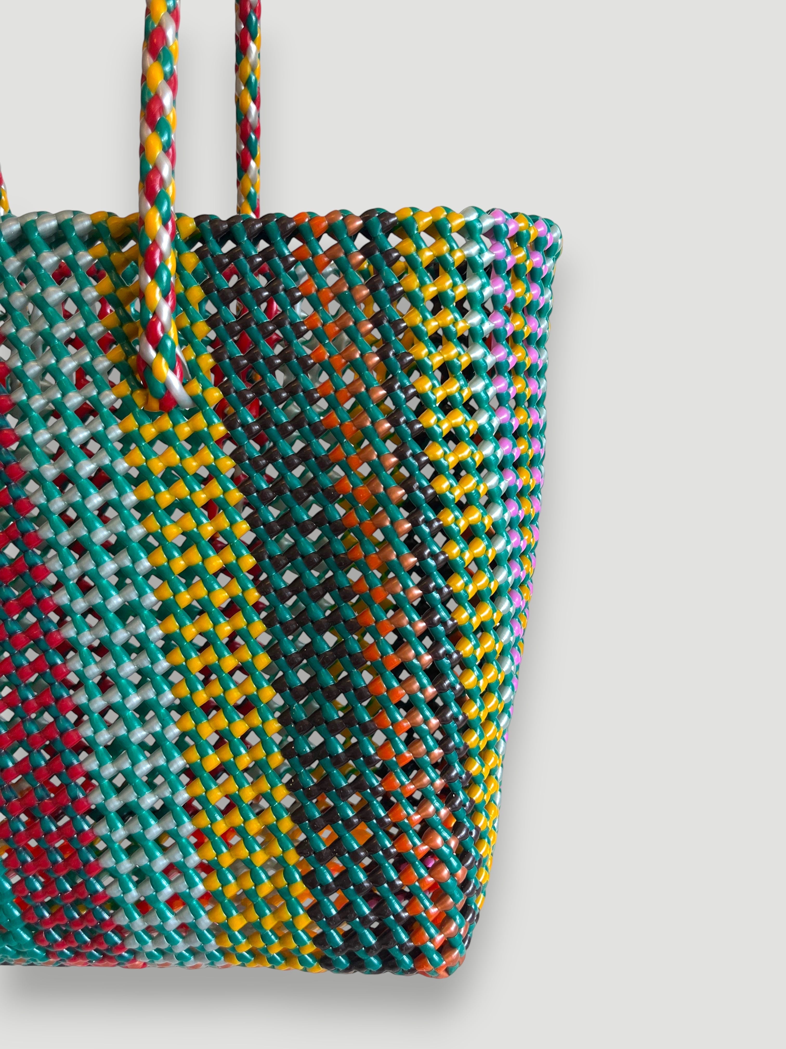 N°408L - SAC PANIER TRESSÉ MAIN - GRAND - multicolors