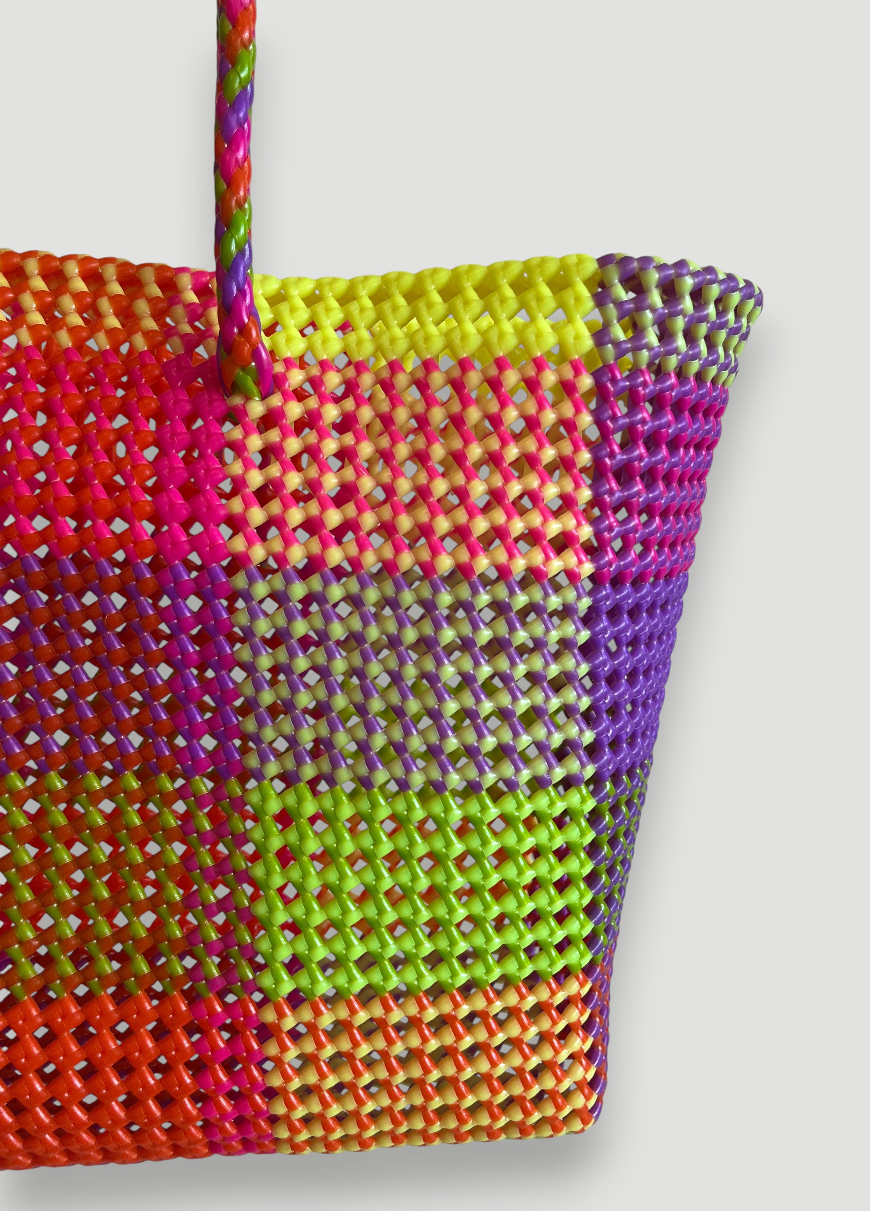 N°413XL - SAC PANIER TRESSÉ MAIN - MAXI - multicolors