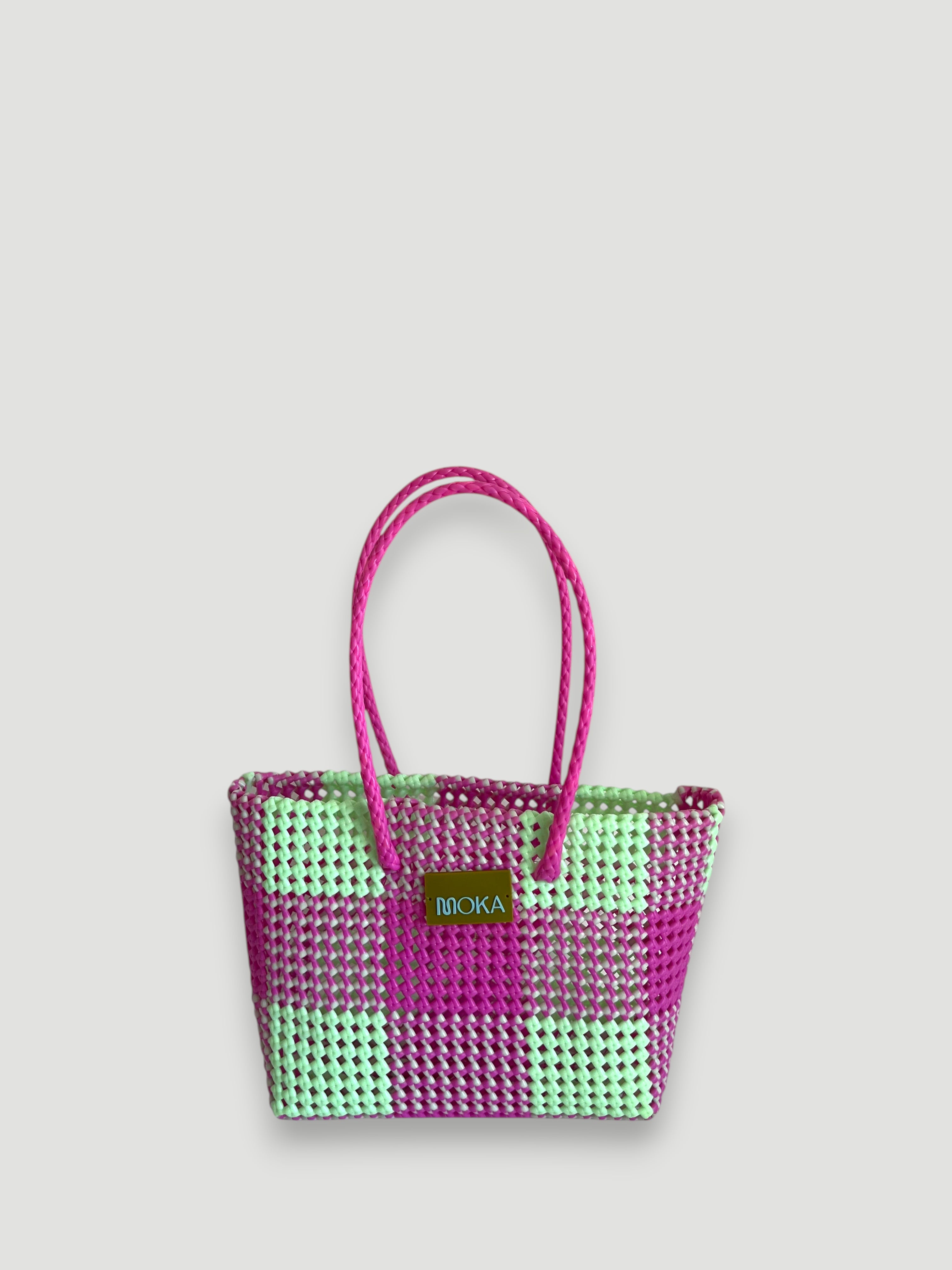 N°521M - SAC PANIER TRESSÉ MAIN - MOYEN - rose foncé & vert pastel