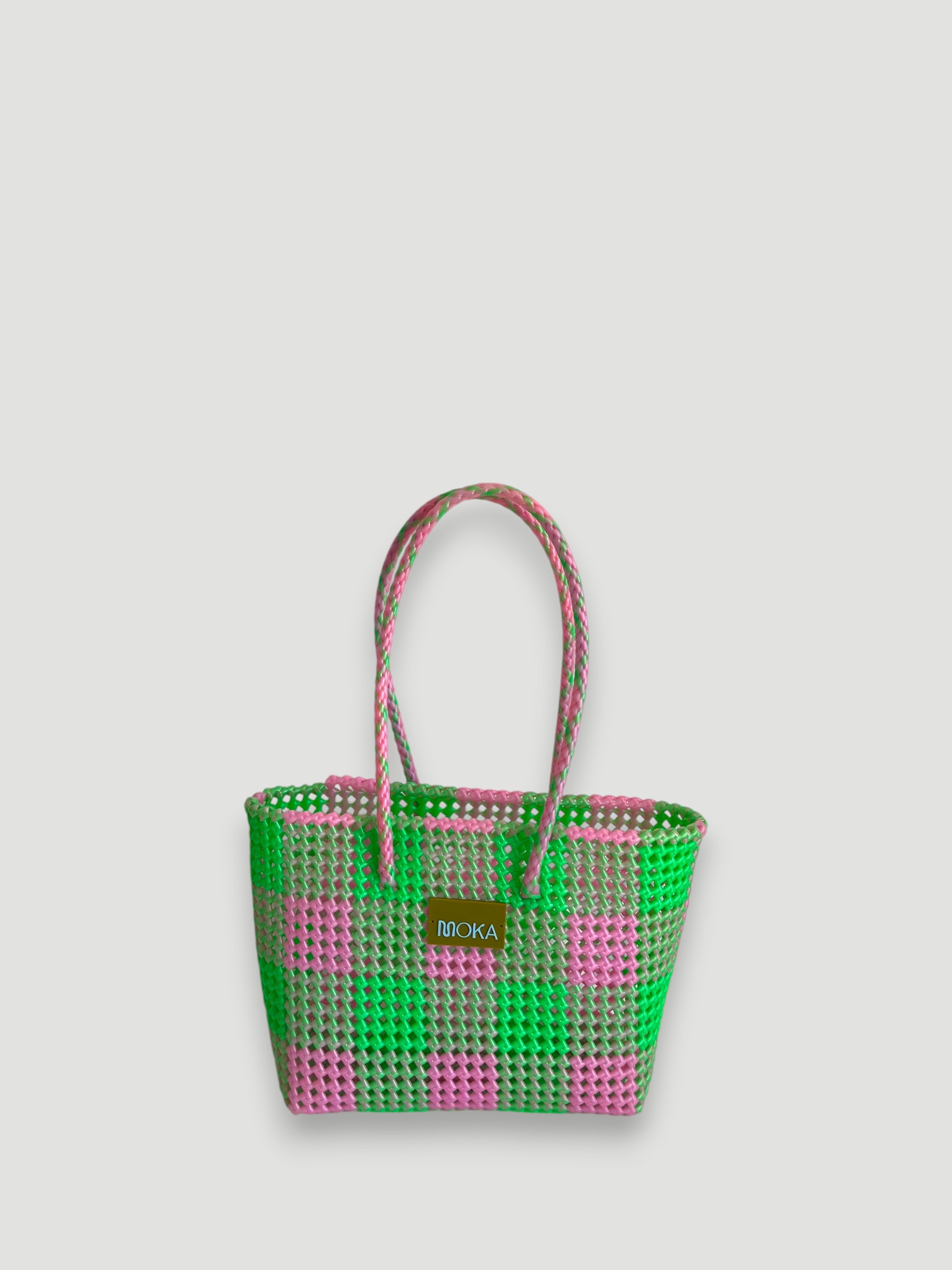 N°522M - SAC PANIER TRESSÉ MAIN - MOYEN - rose irisé & vert irisé