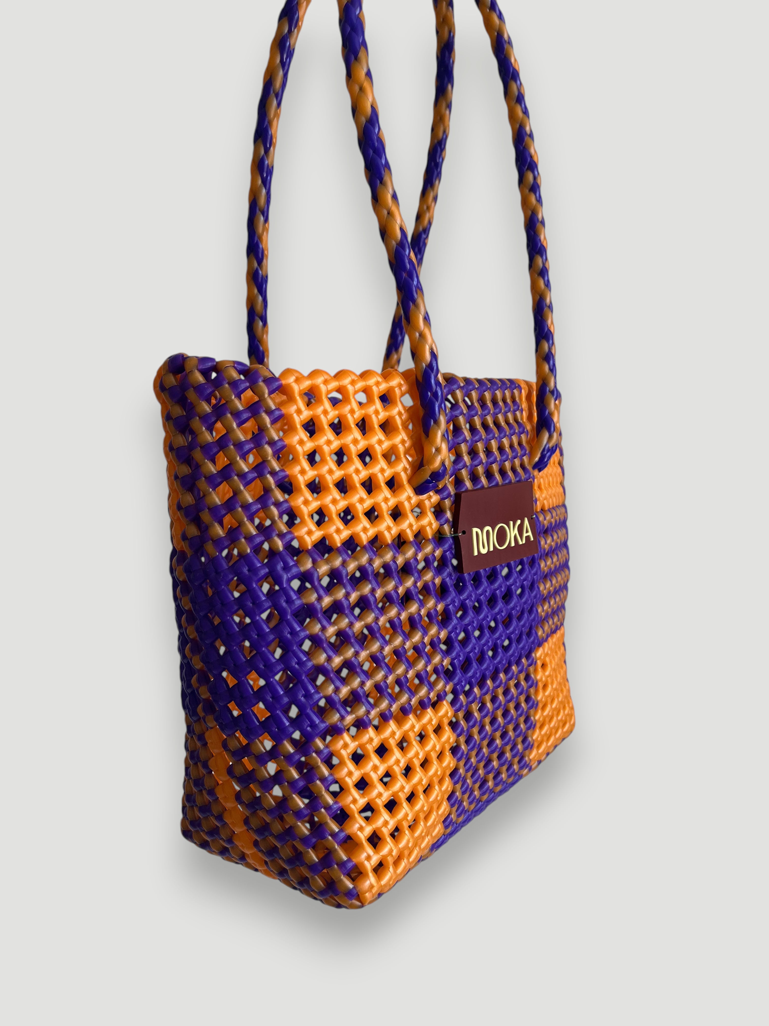 N°506S bis - SAC PANIER TRESSÉ MAIN - PETIT - violet foncé & doré