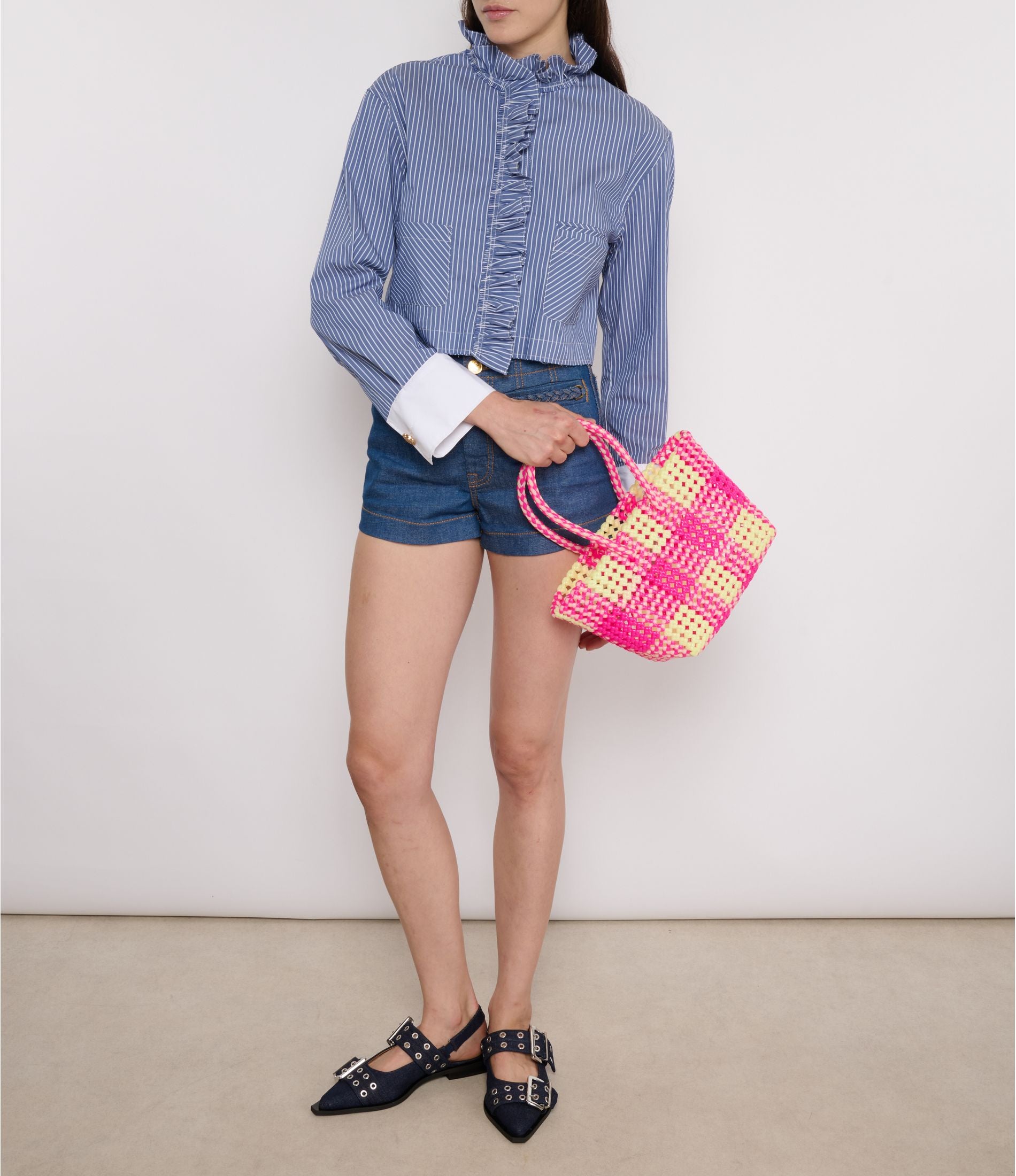 N°108S bis - SAC PANIER TRESSÉ MAIN - PETIT - rose fluo & écru