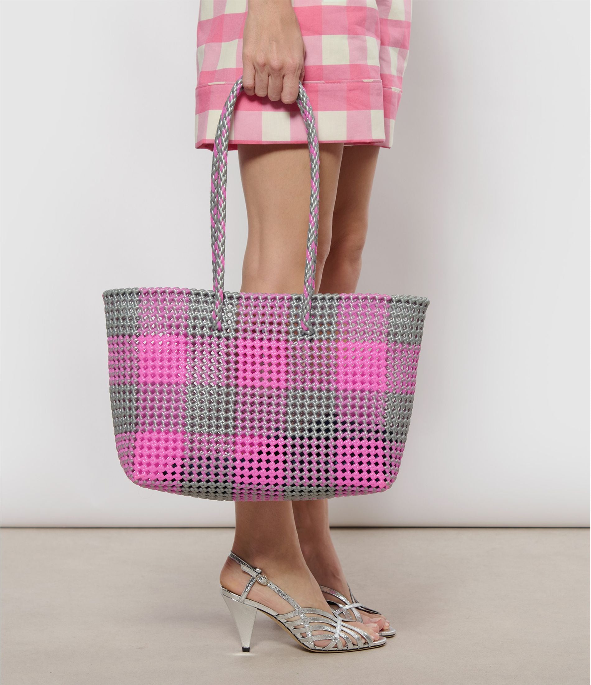 N°110L - SAC PANIER TRESSÉ MAIN - GRAND - rose clair & argenté